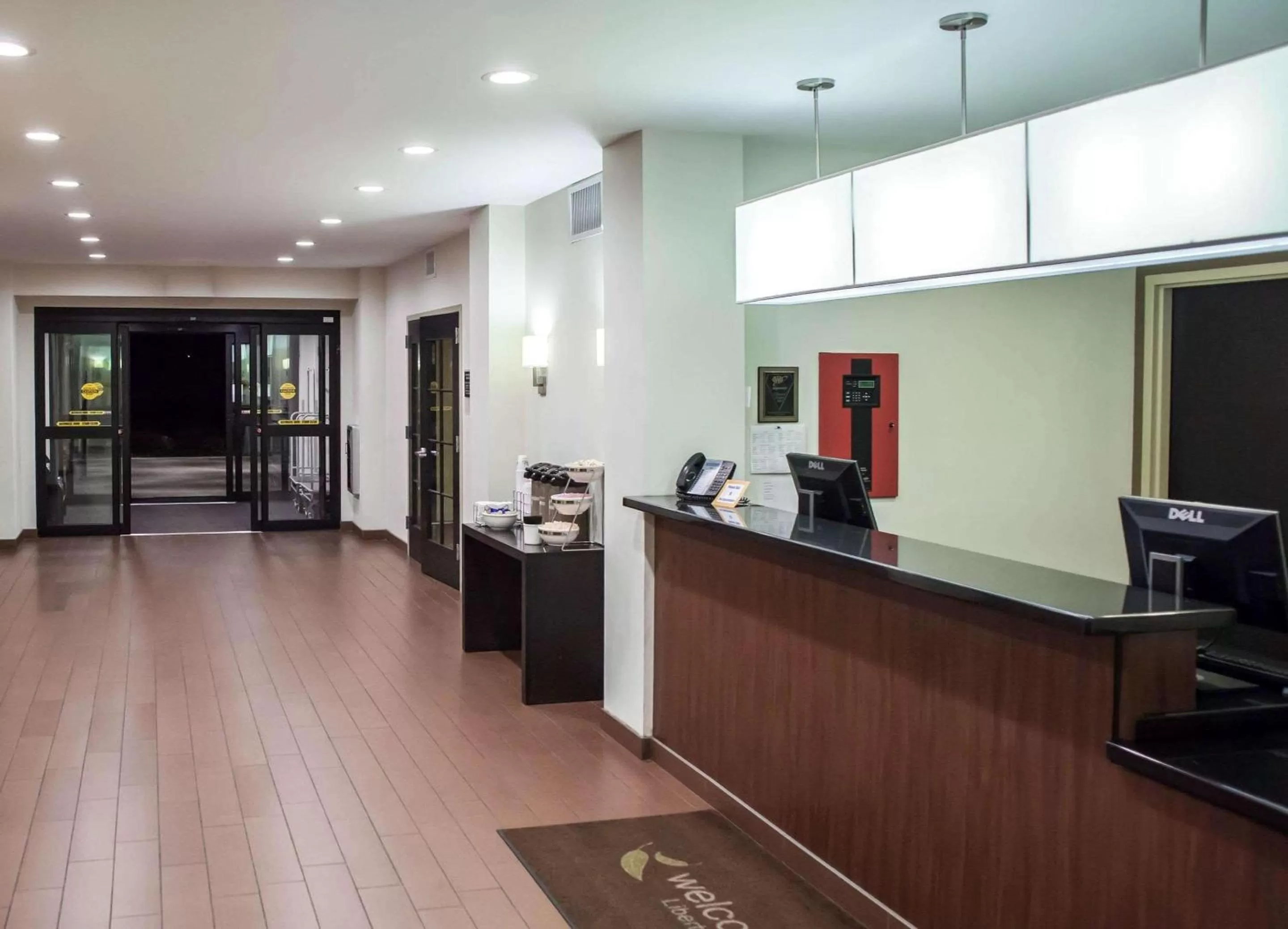 Lobby or reception in Sleep Inn & Suites Indoor Waterpark