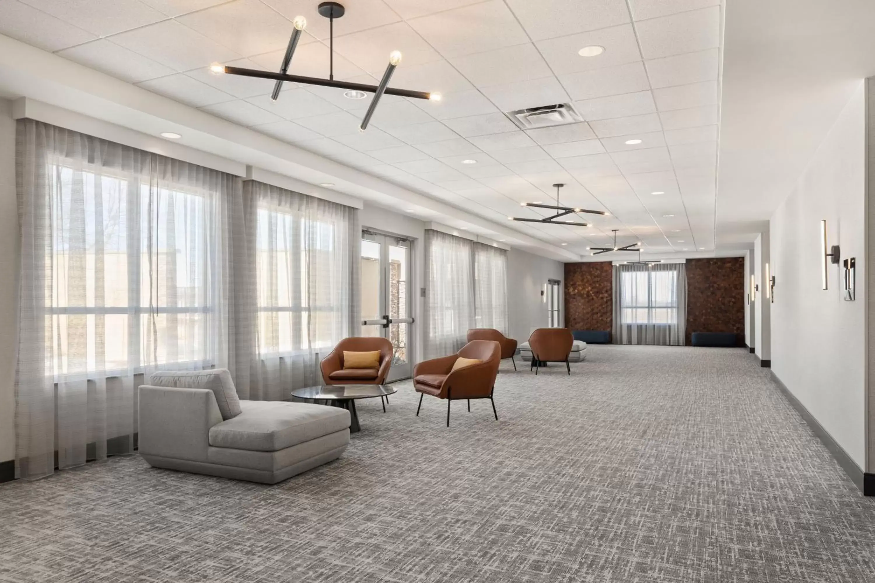 Meeting/conference room, Seating Area in Courtyard Mankato Hotel & Event Center