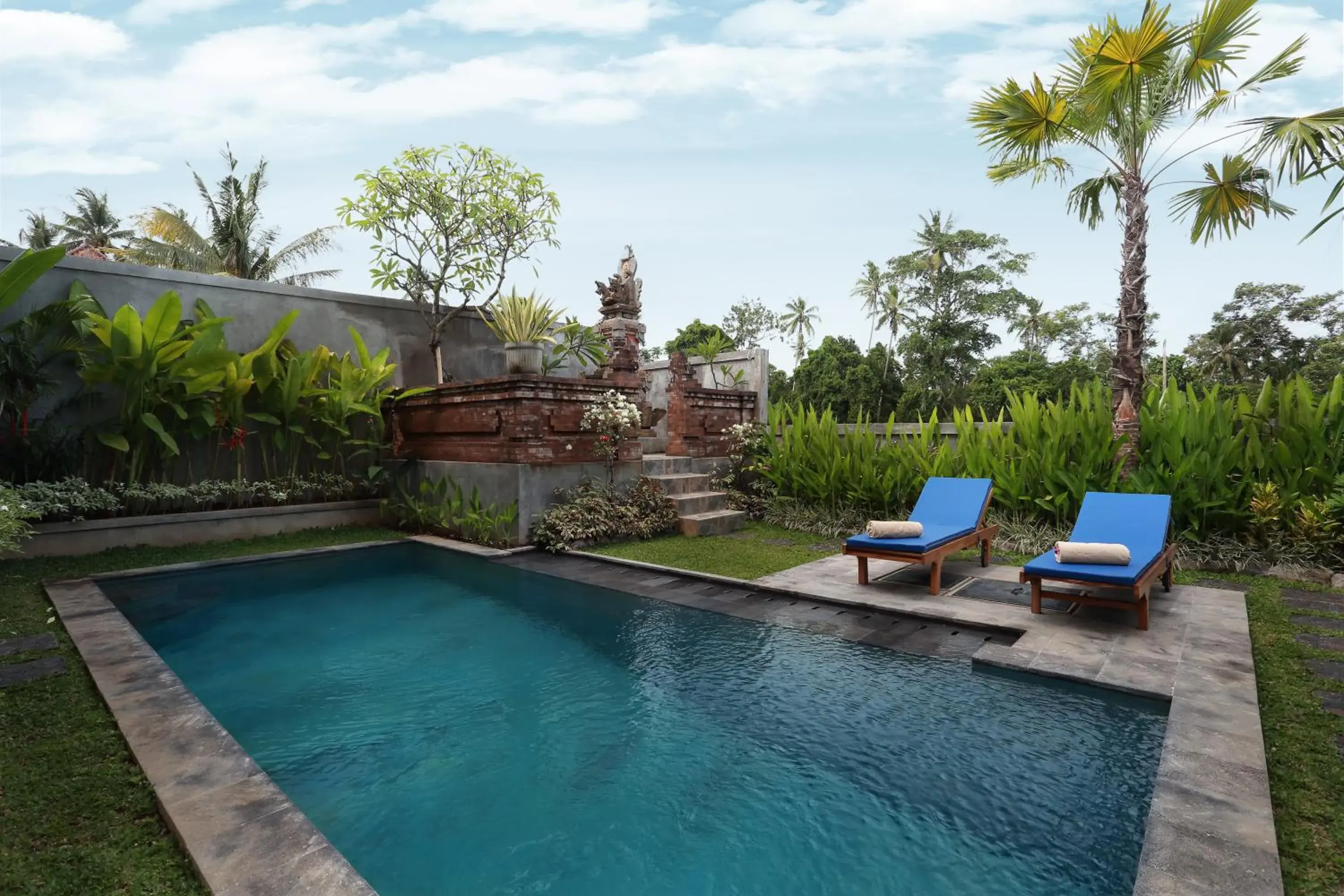 Pool view, Swimming Pool in Dewi Sri Private Villa