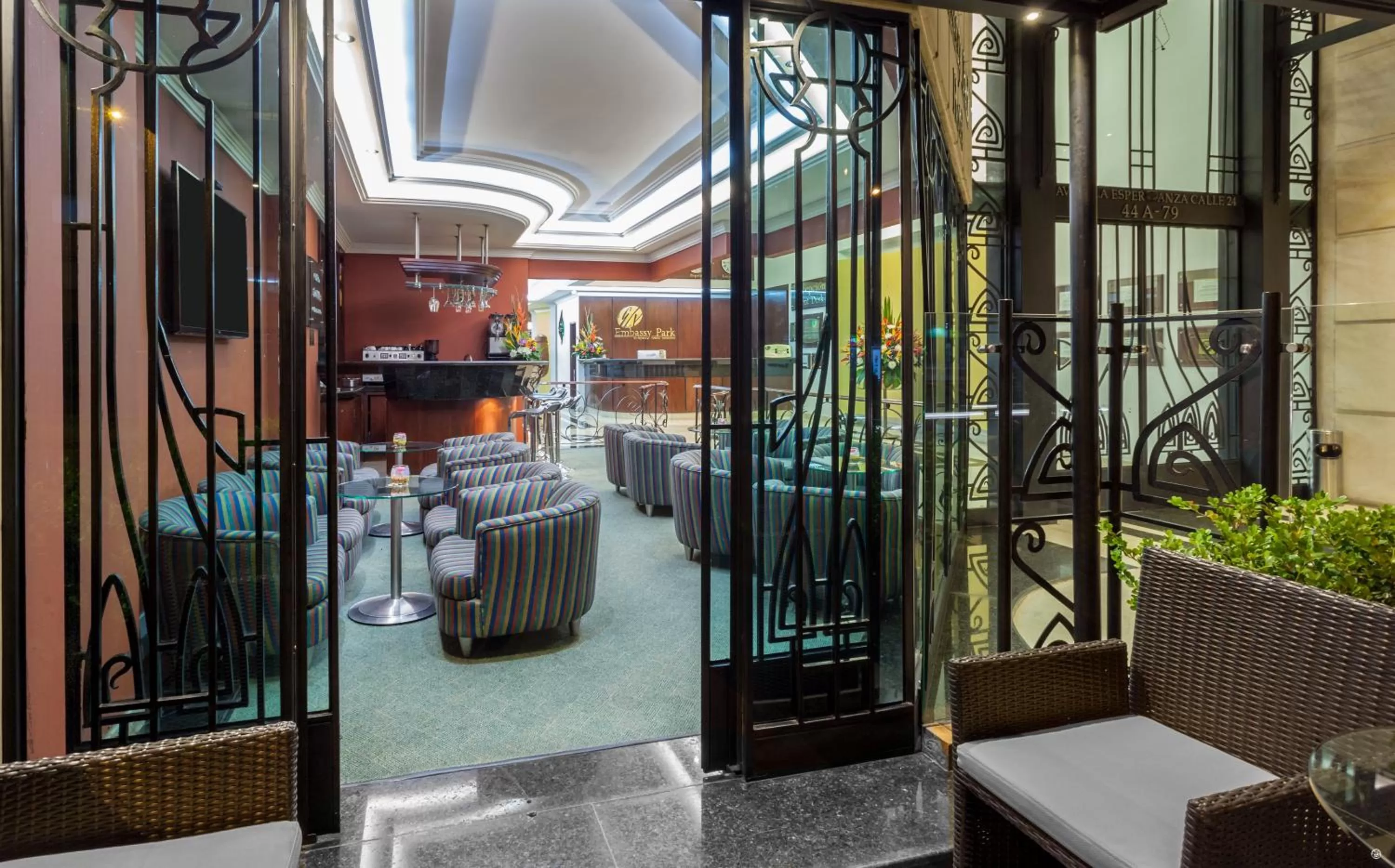 Lounge or bar in Hotel Embassy Park