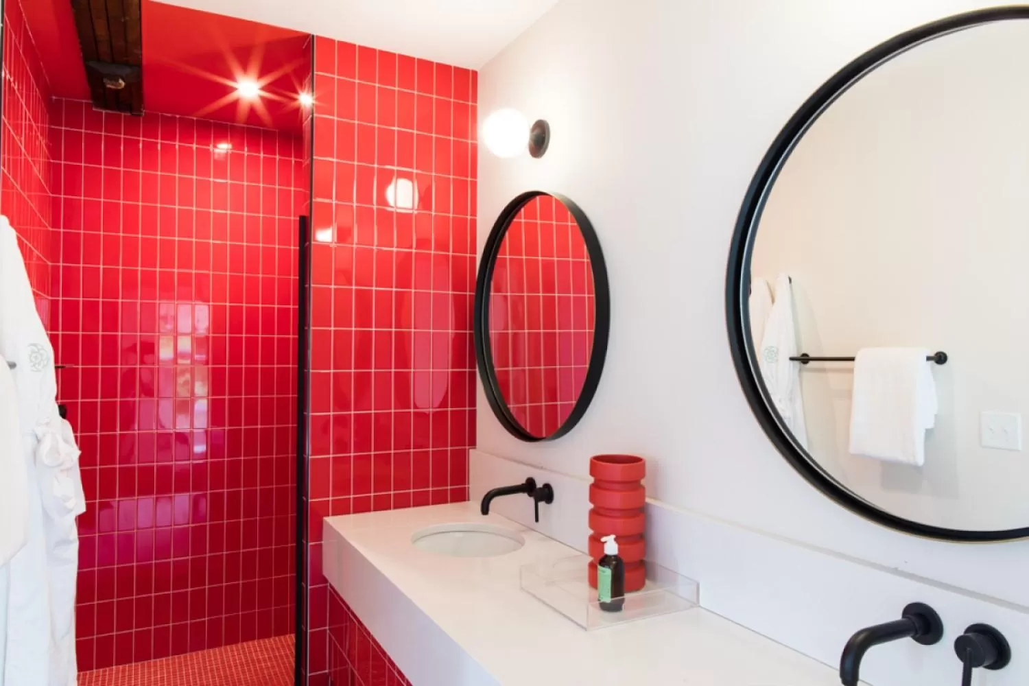 Shower in The Russell