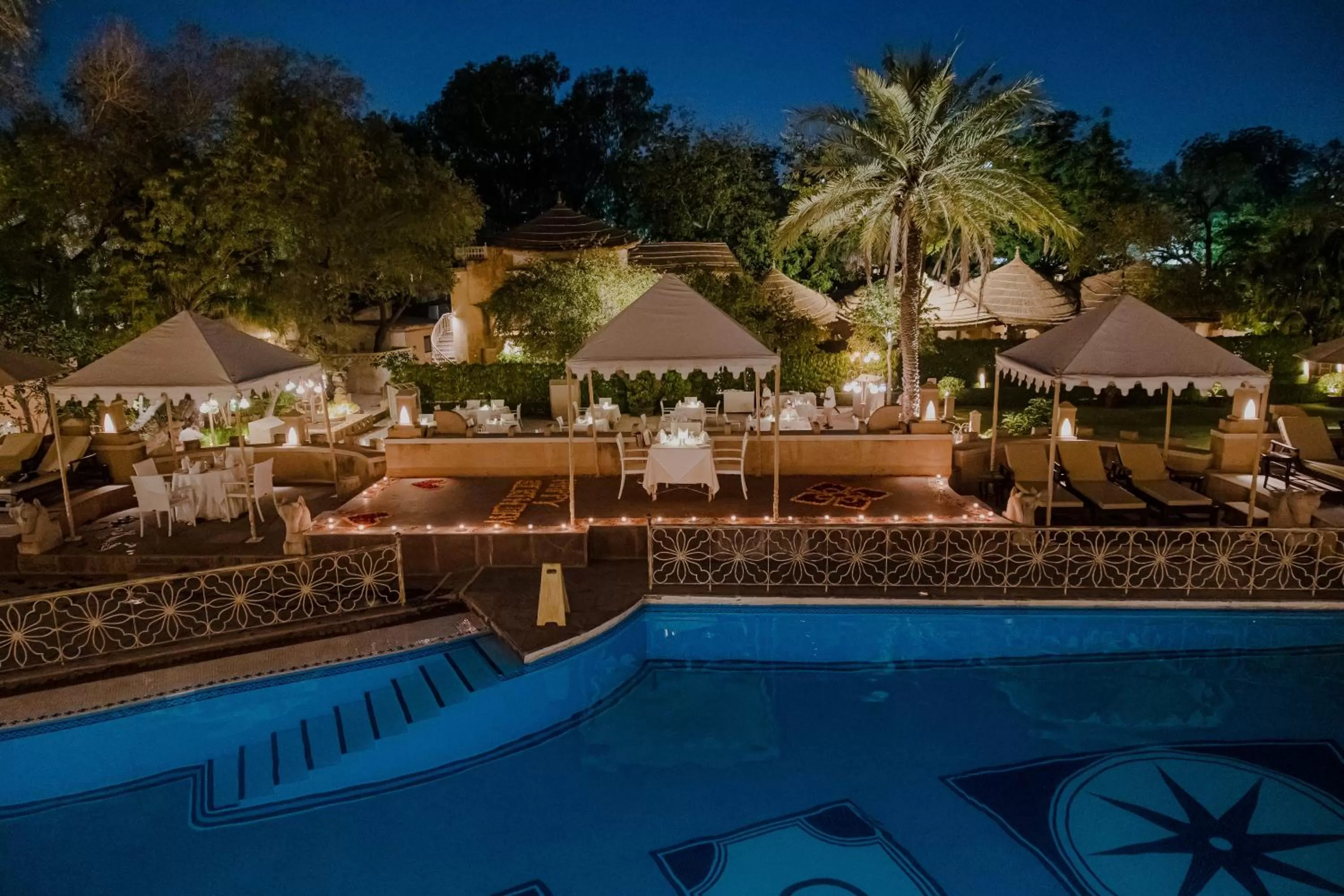 Restaurant/places to eat in Ajit Bhawan - A Palace Resort