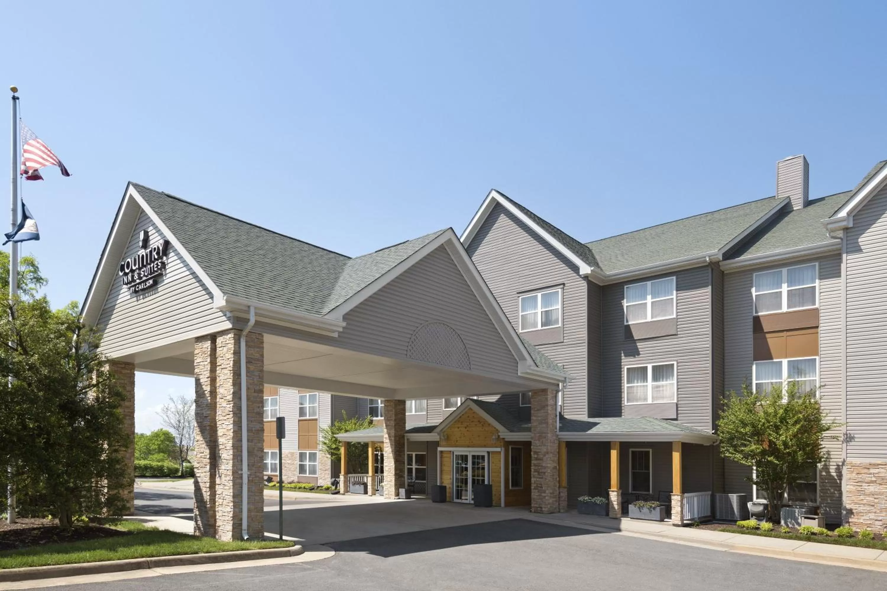 Street view in Country Inn & Suites by Radisson, Washington Dulles International Airport, VA