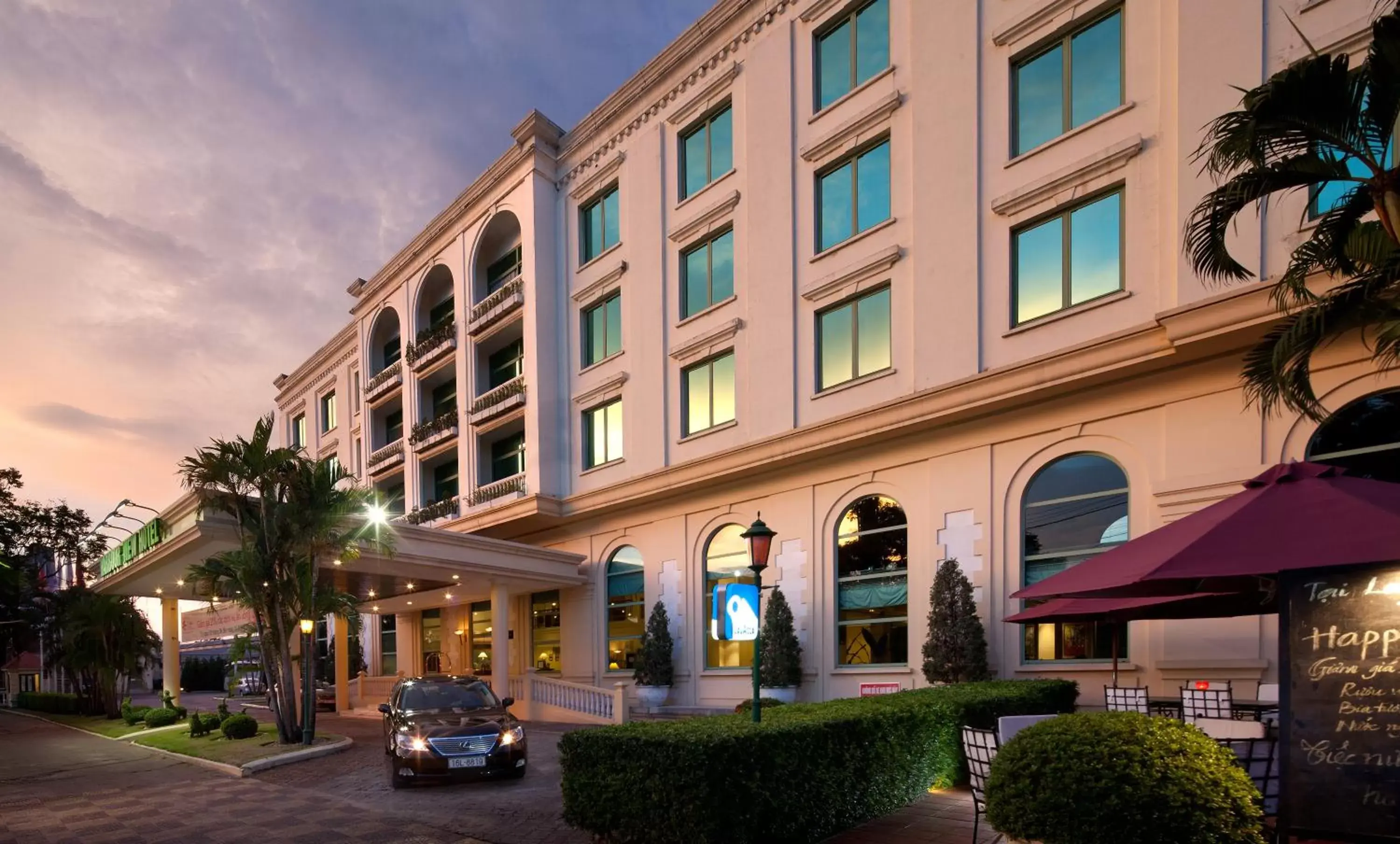 Facade/entrance, Property Building in Avani Hai Phong Harbour View Hotel