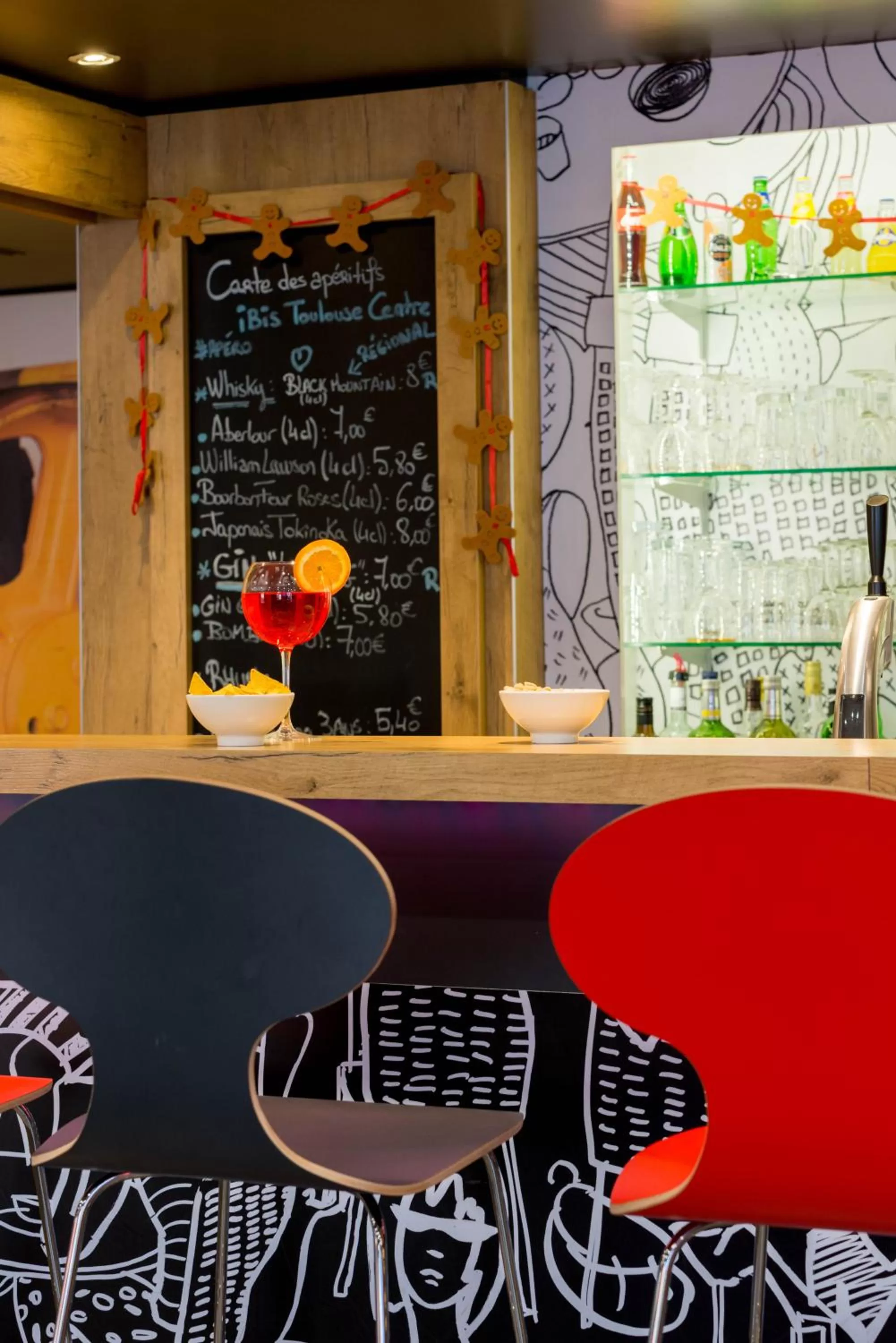 Lounge or bar in ibis Toulouse Centre