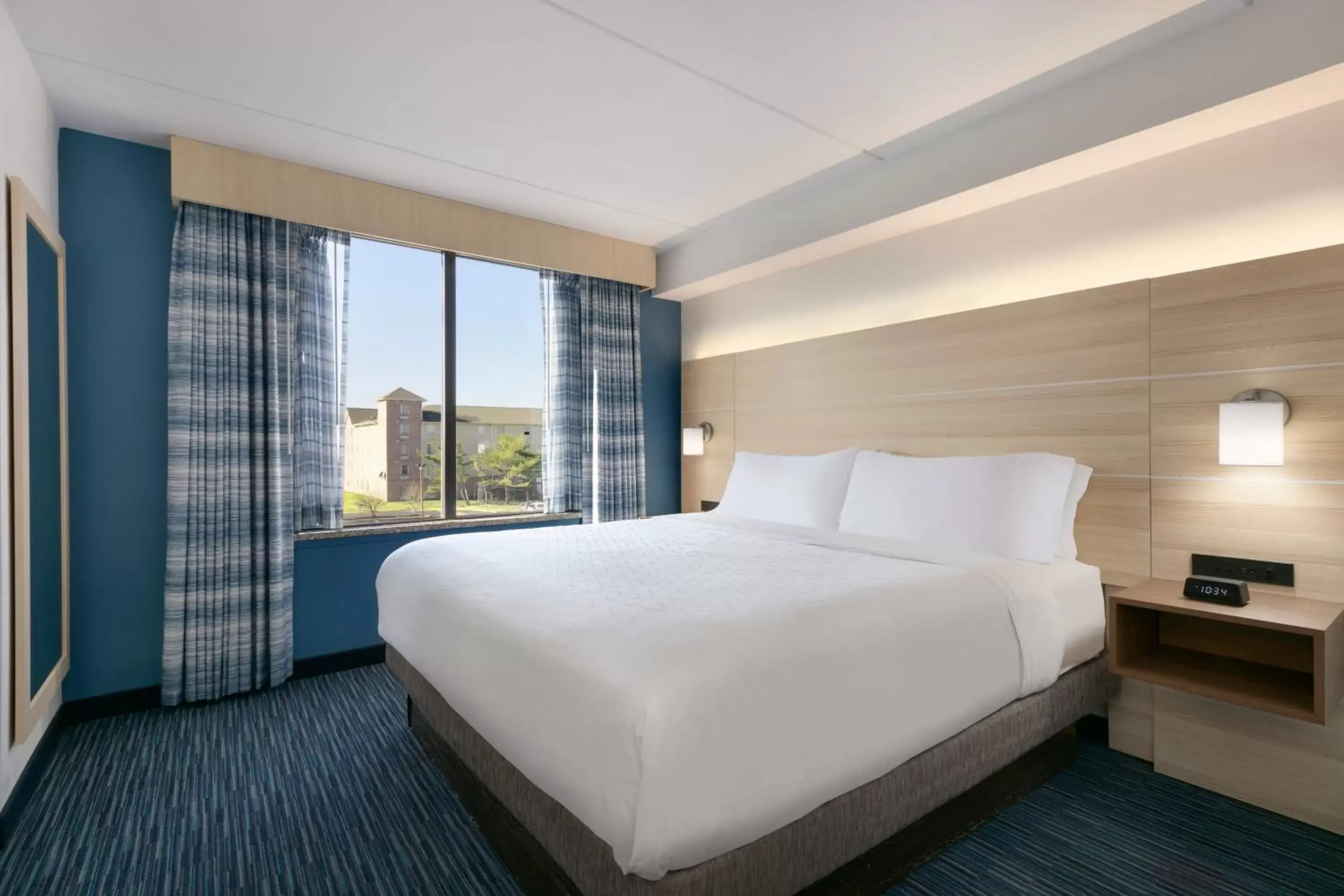 Photo of the whole room, Bed in Holiday Inn Express Hotel & Suites Norfolk Airport, an IHG Hotel
