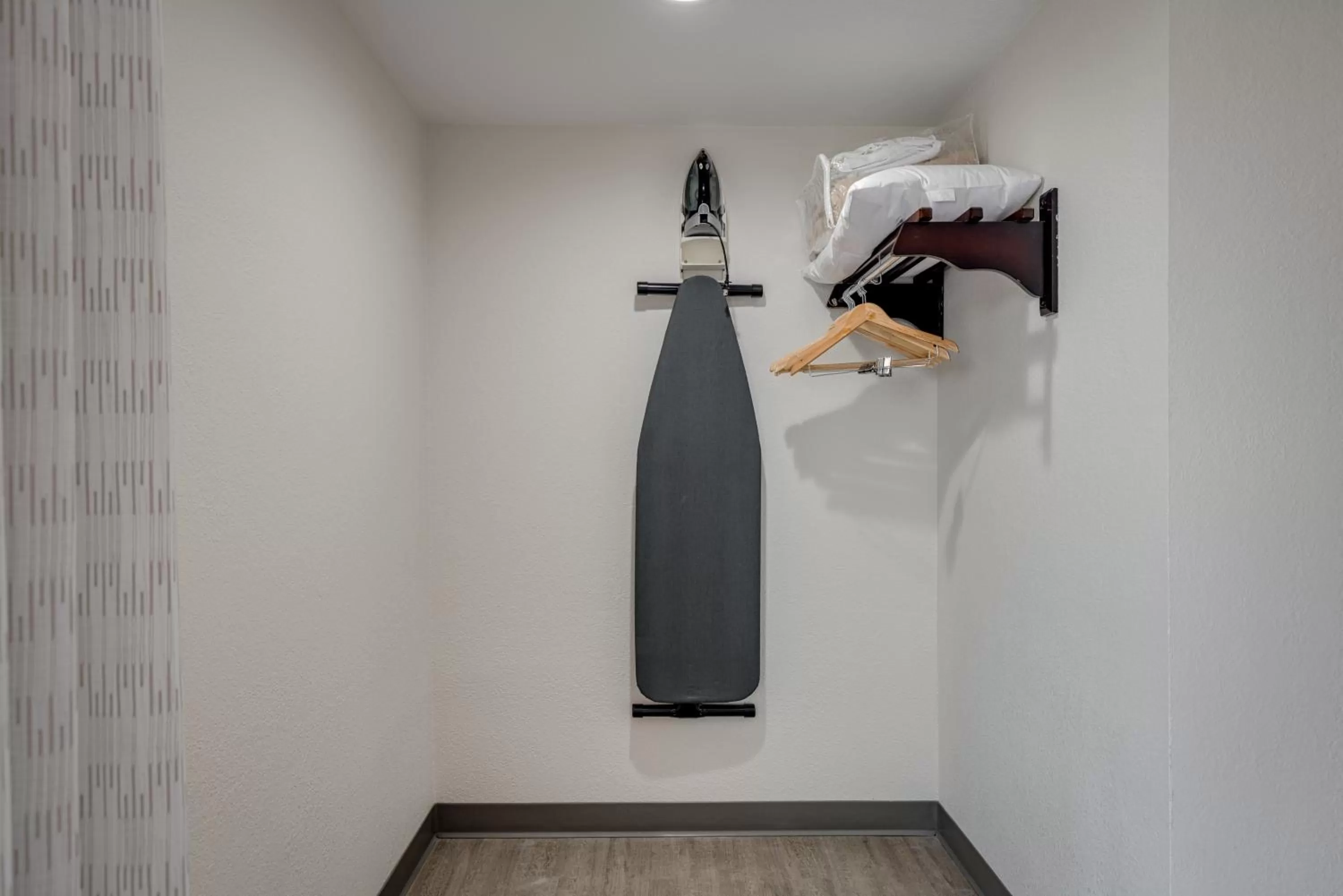 Bedroom in MySuites Lawton