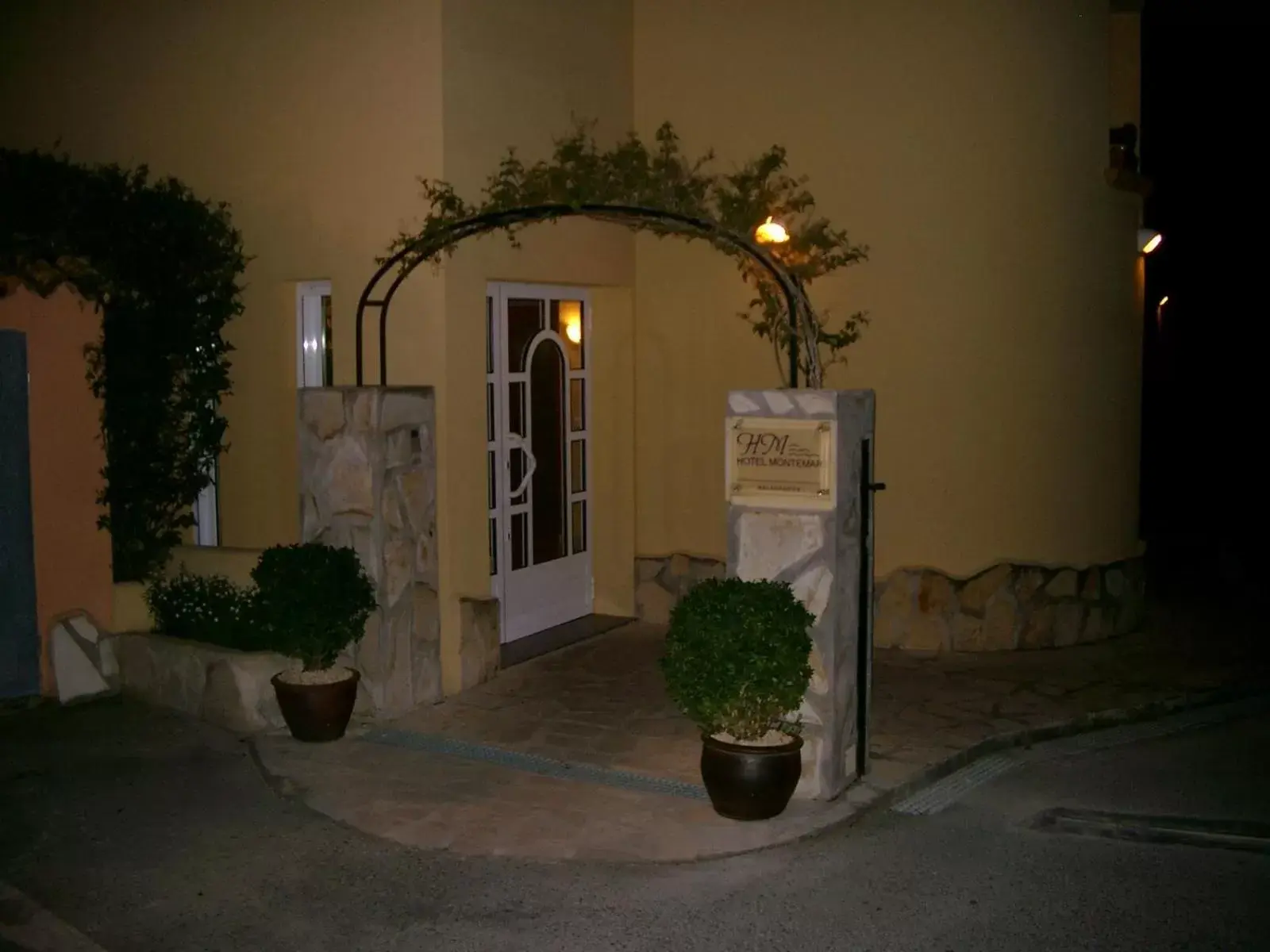 Facade/entrance in Hotel Montemar