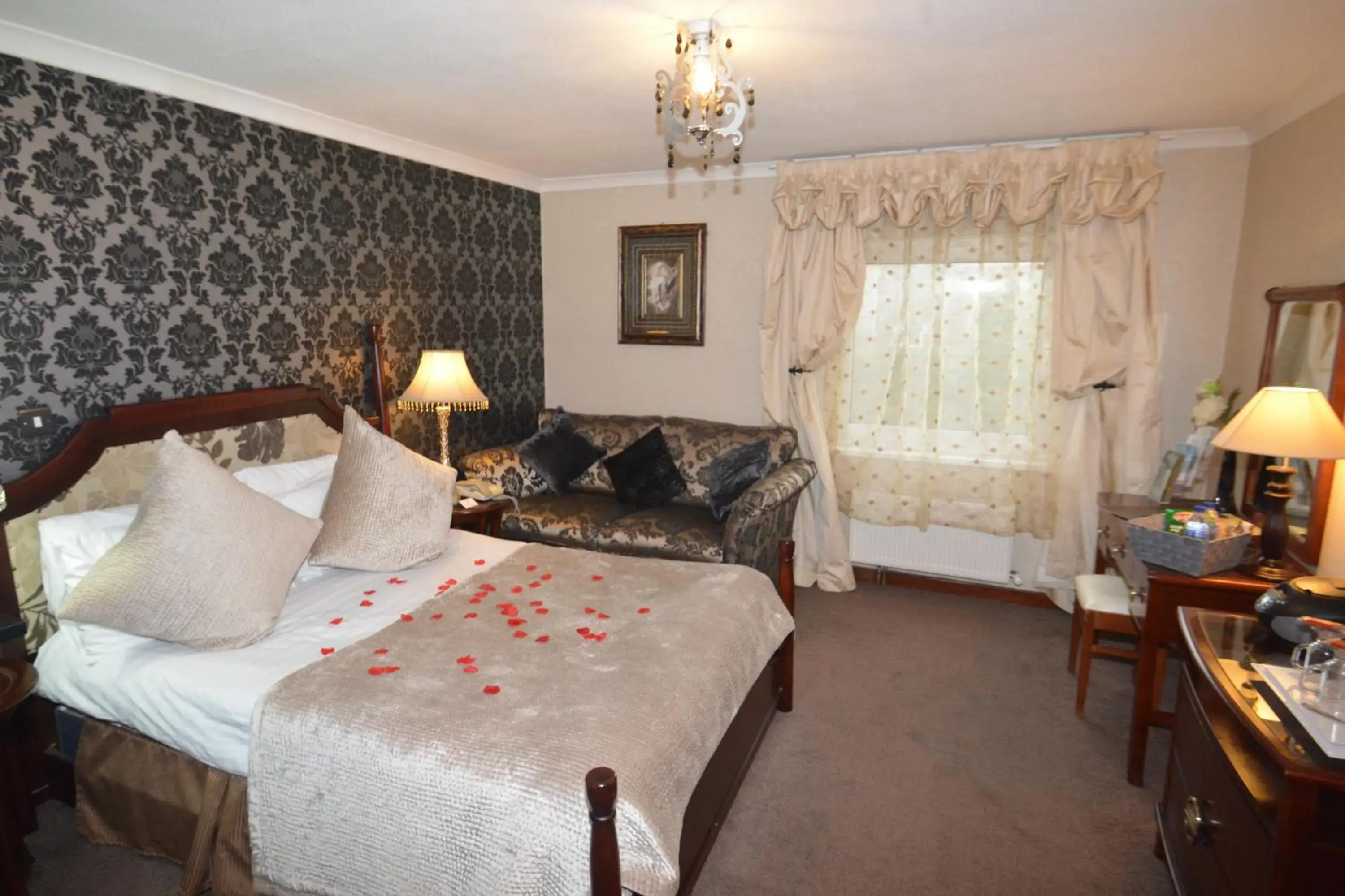 Bedroom in Durrant House Hotel