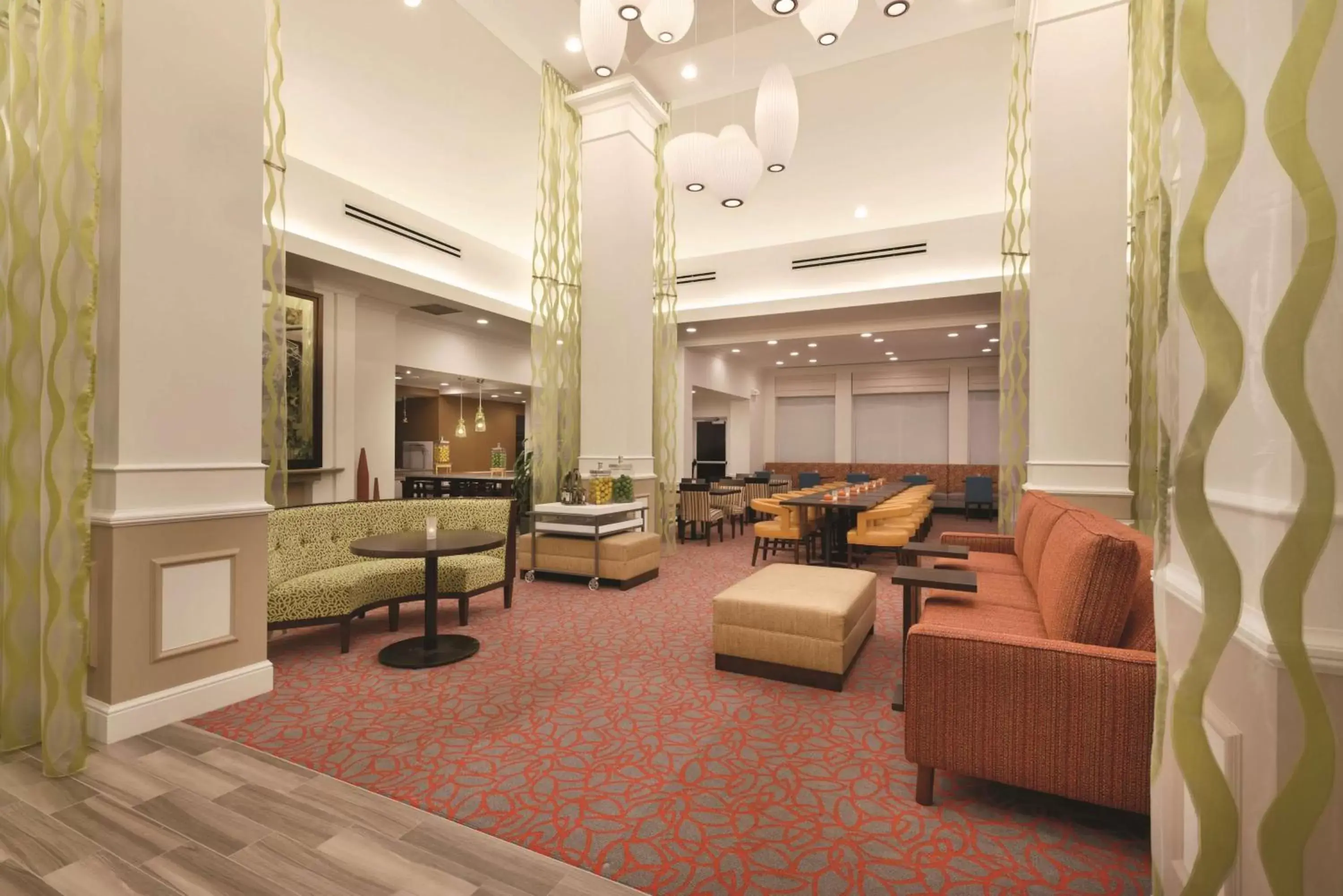 Lobby or reception, Seating Area in Hilton Garden Inn Akron-Canton Airport