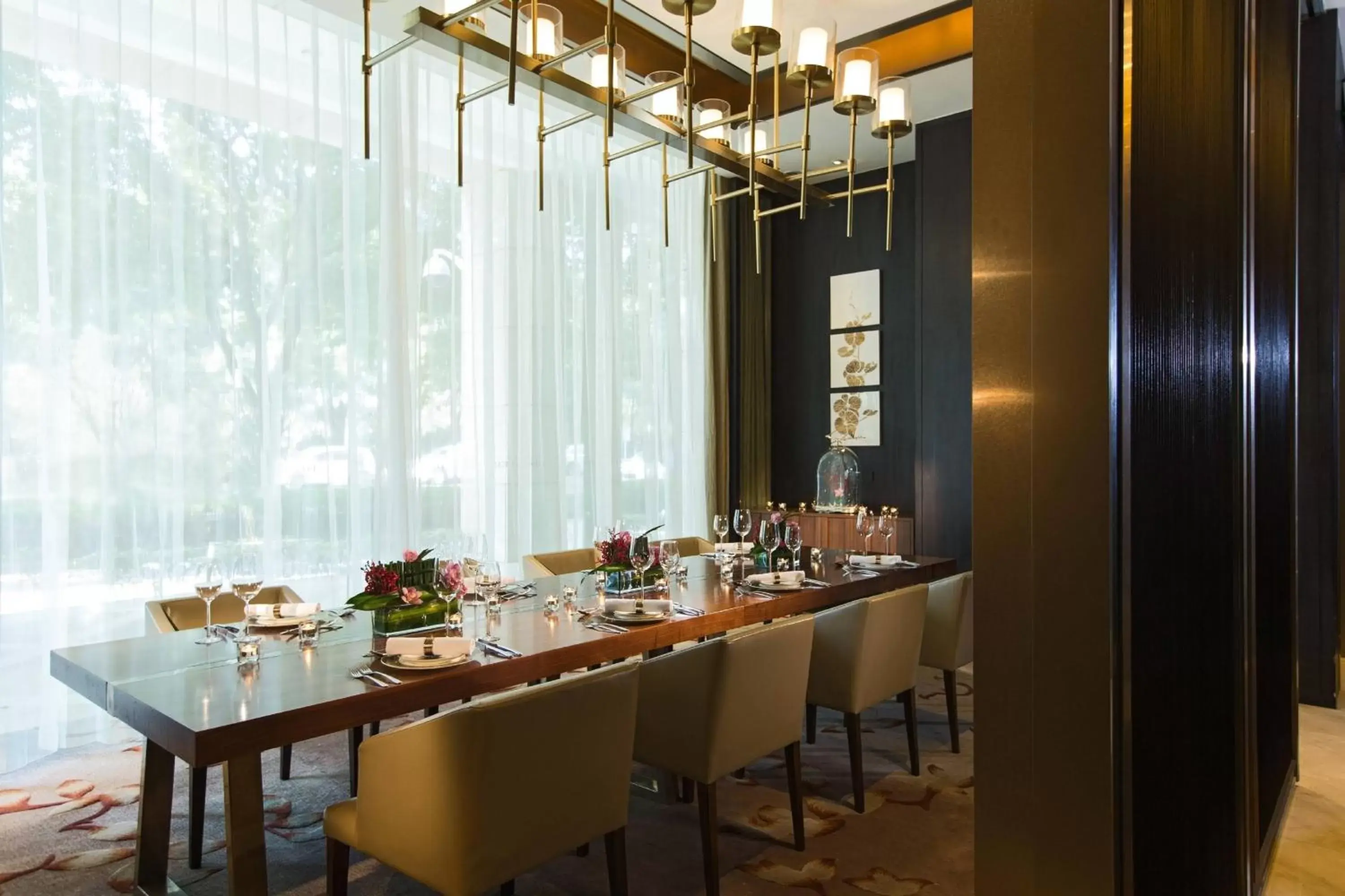 Restaurant/Places to Eat in Renaissance Suzhou Hotel