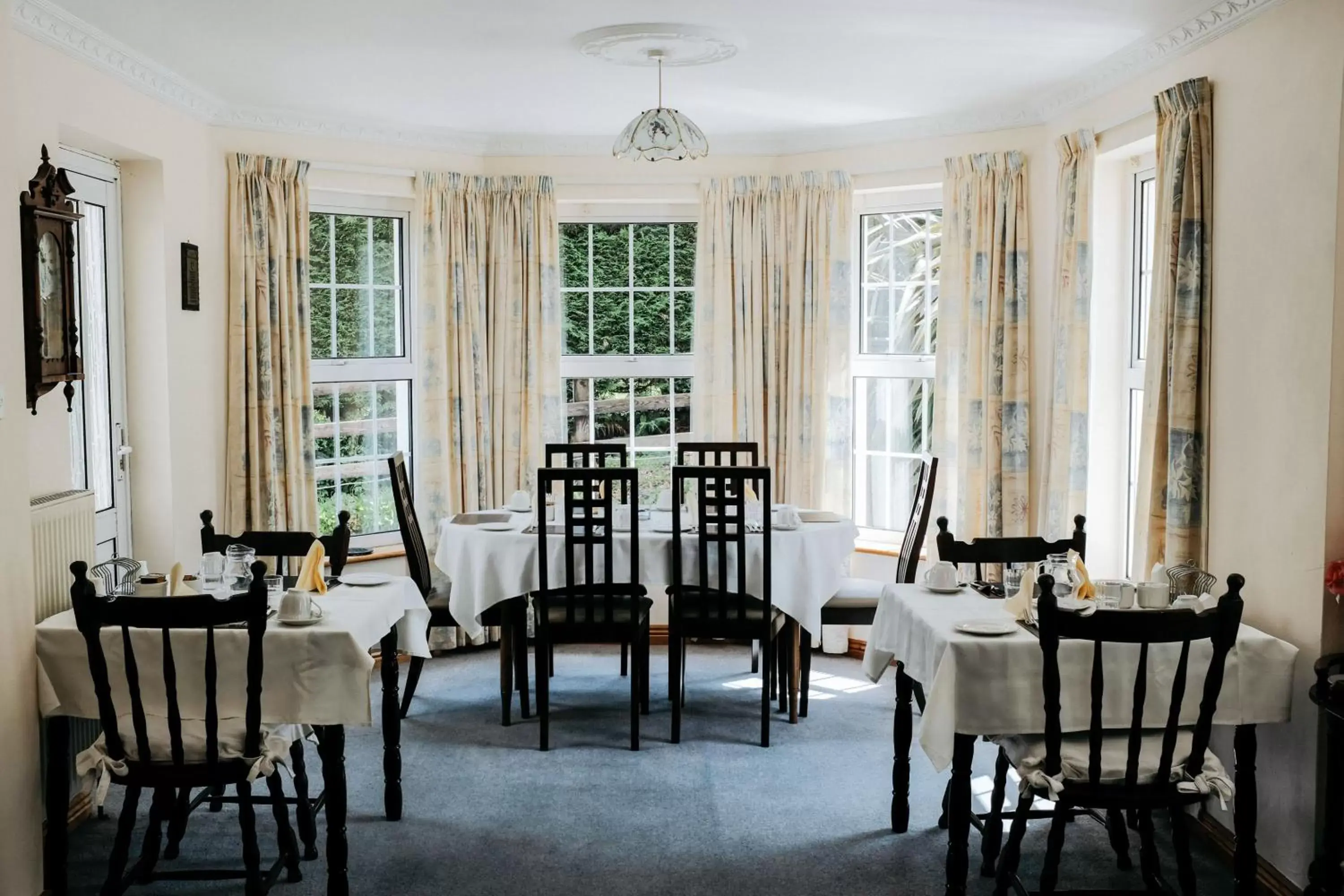 Restaurant/Places to Eat in Glenhill B&B