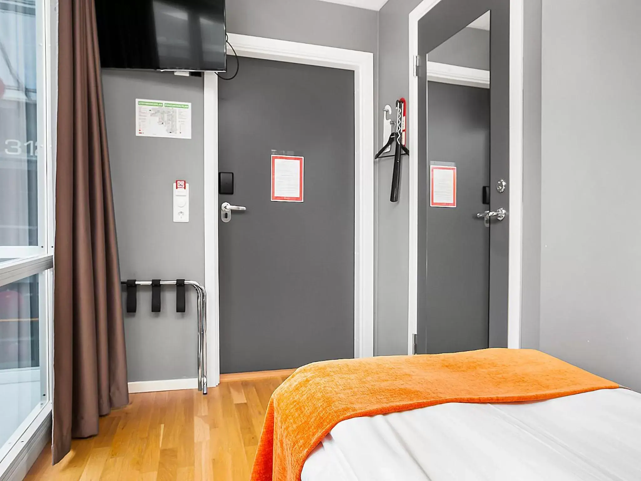 Photo of the whole room, Bed in Connect Hotel Kista