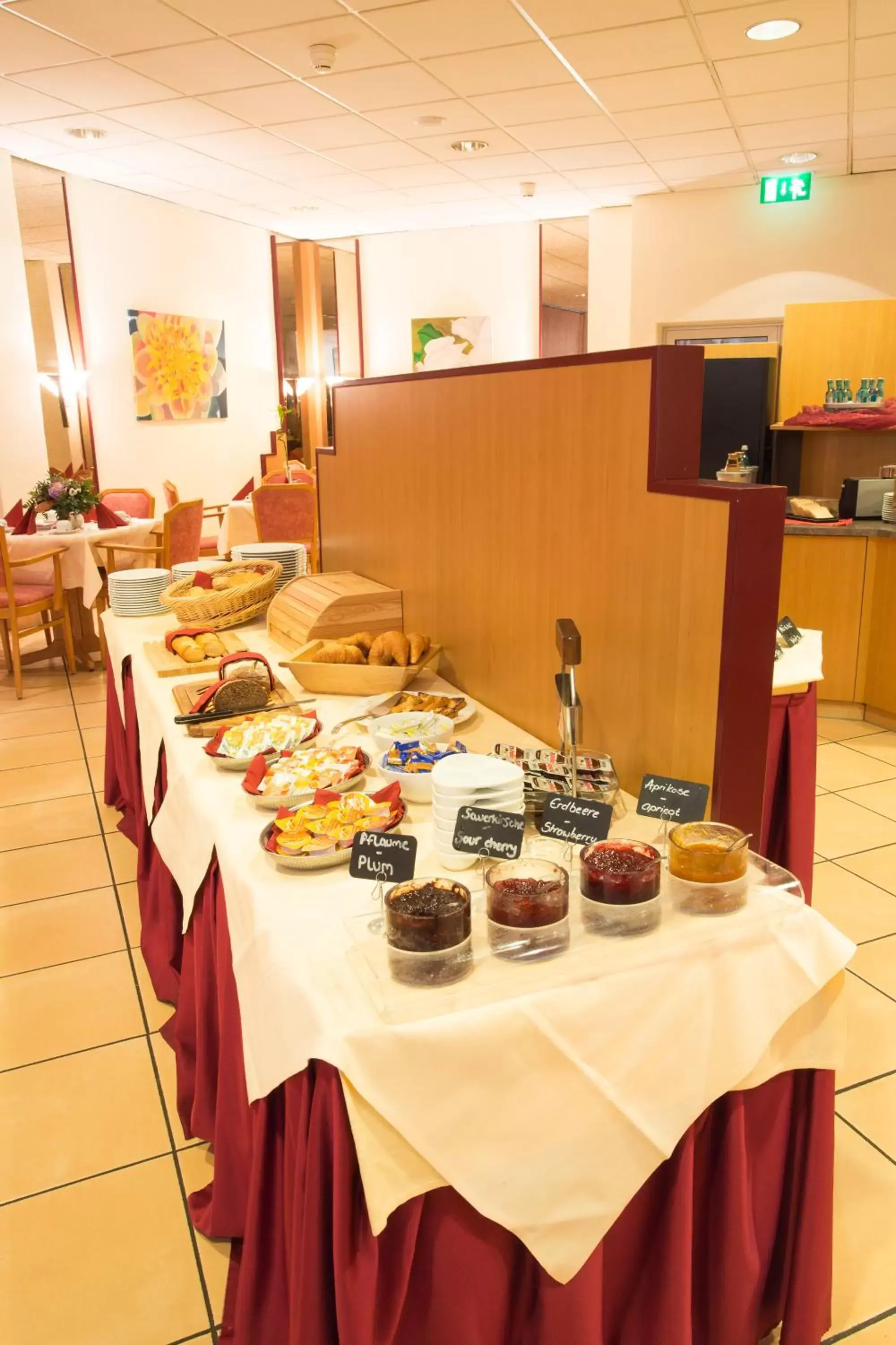 Restaurant/Places to Eat in Trip Inn Hotel Frankfurt Airport Rüsselsheim