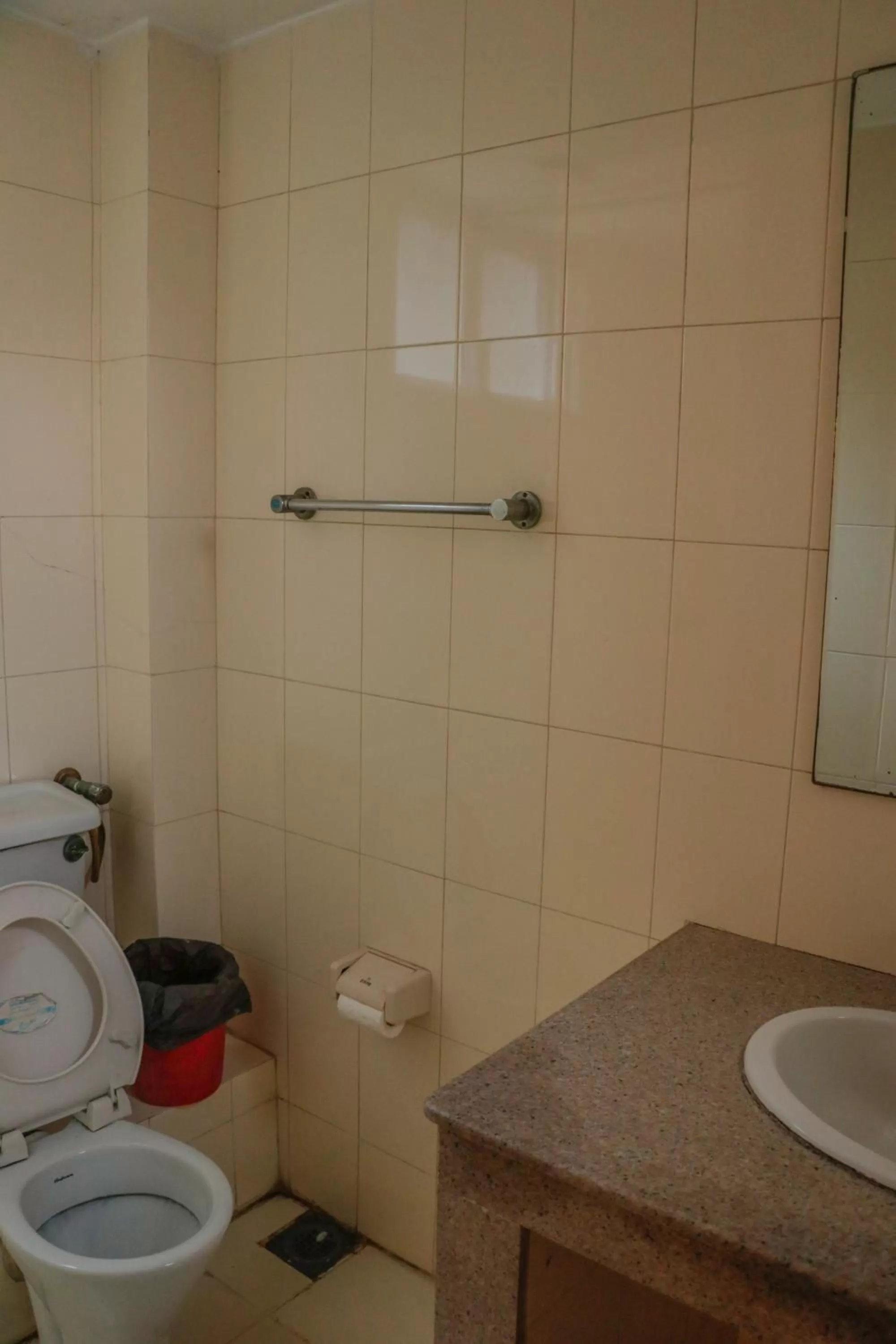 Bathroom in Hotel ThorongLa Thamel