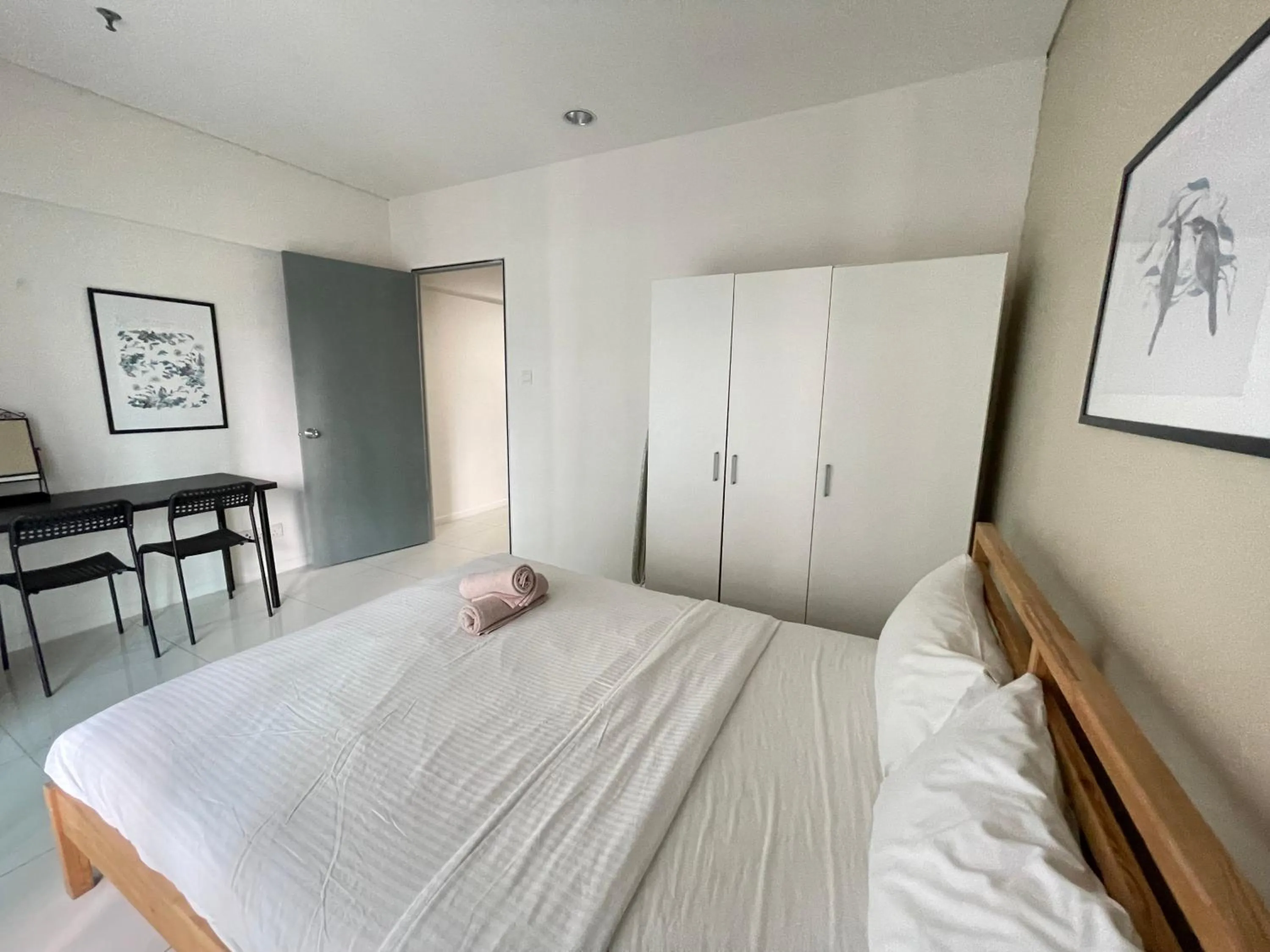 Bedroom, Bed in Mercu Summer Suite KLCC @ Penguin Homes
