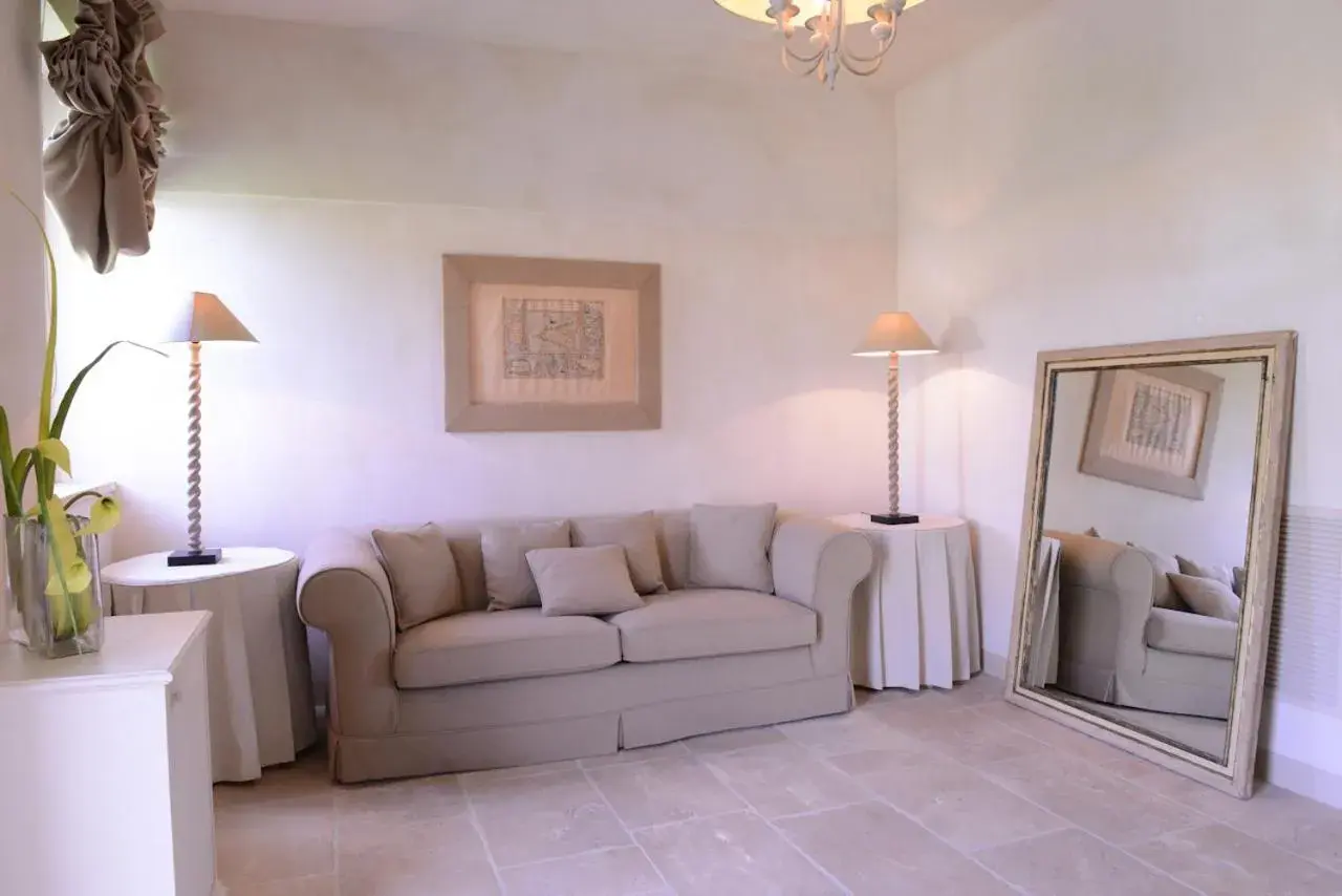 Living room, Seating Area in Castello Camemi