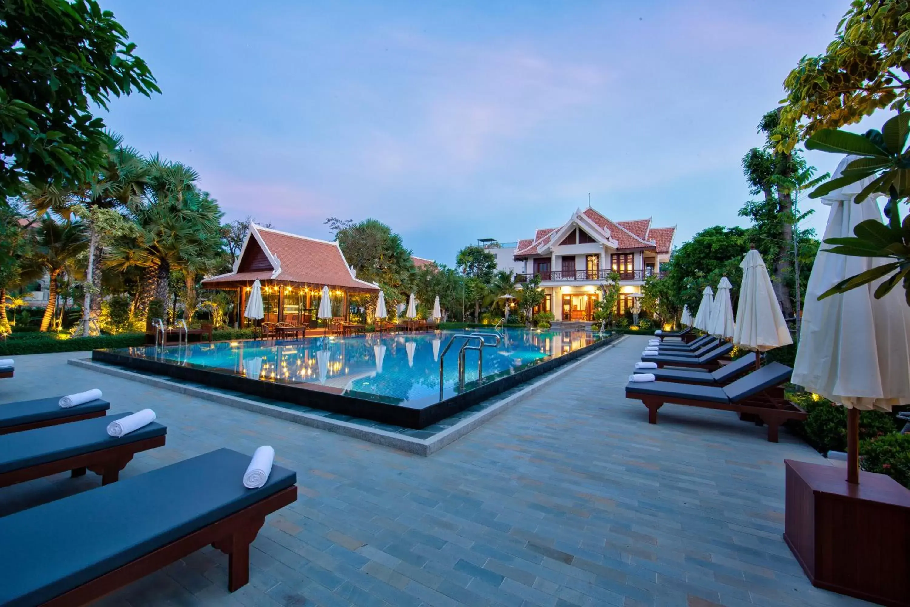 Swimming pool in Angkor Privilege Resort & Spa Swimming pool in Angkor Privilege Resort & Spa