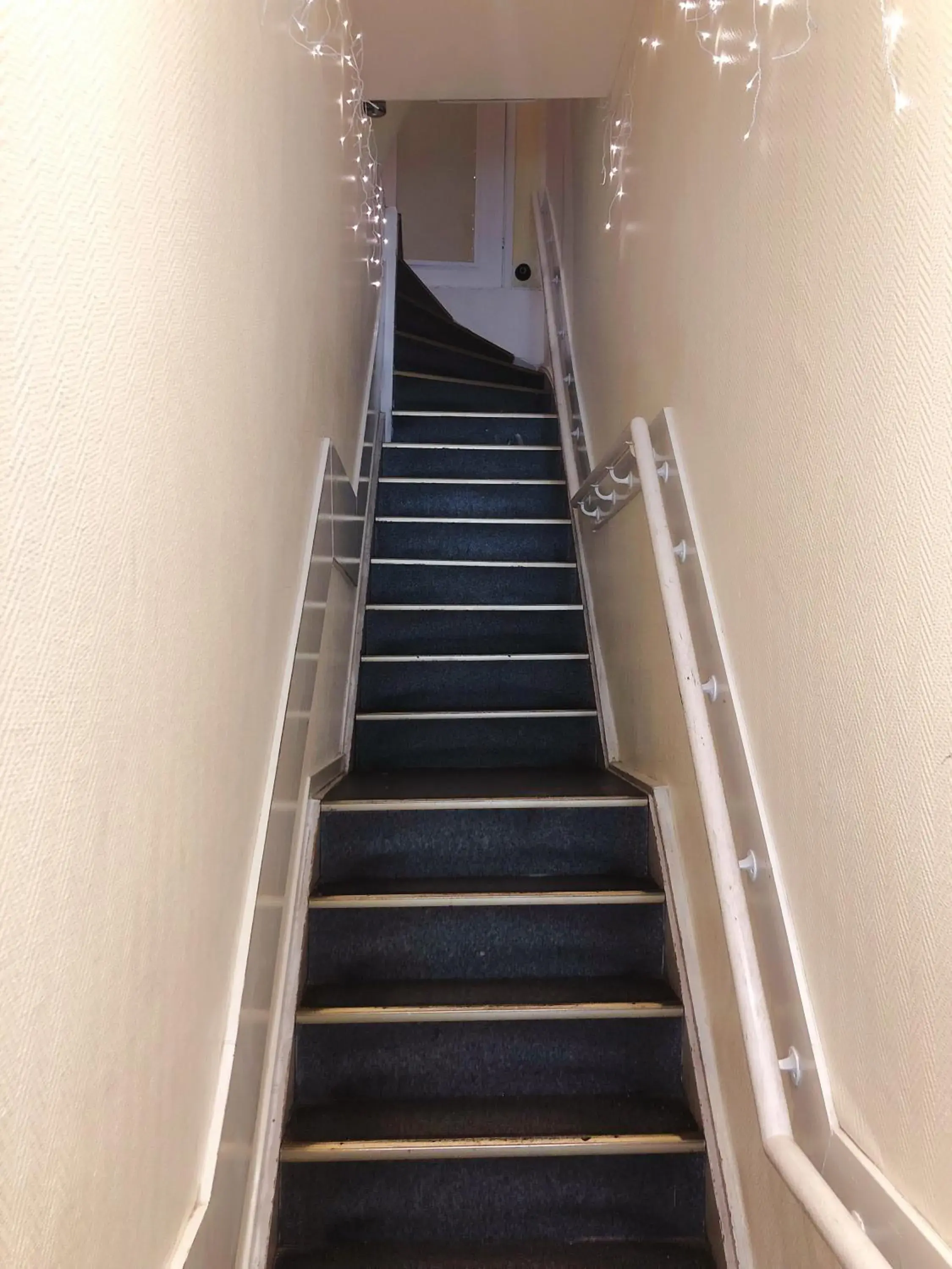 Property building in Hotel Damrak Inn Property building in Hotel Damrak Inn