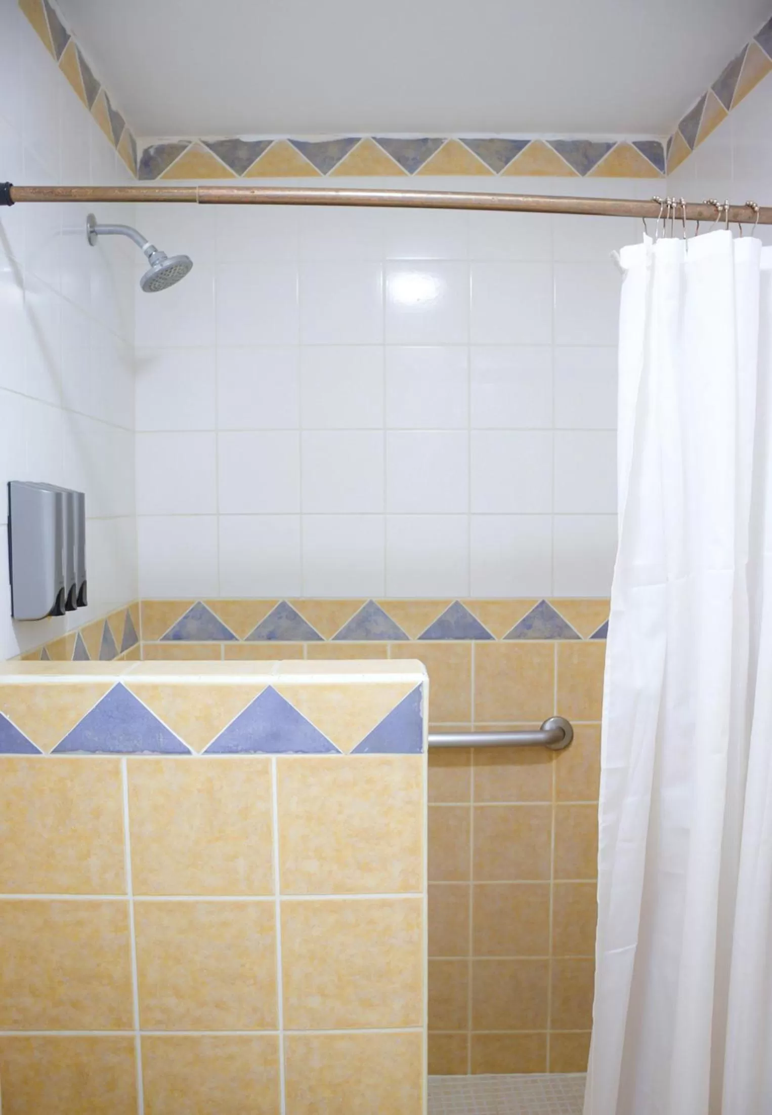 Bathroom in Hotel Victoriano