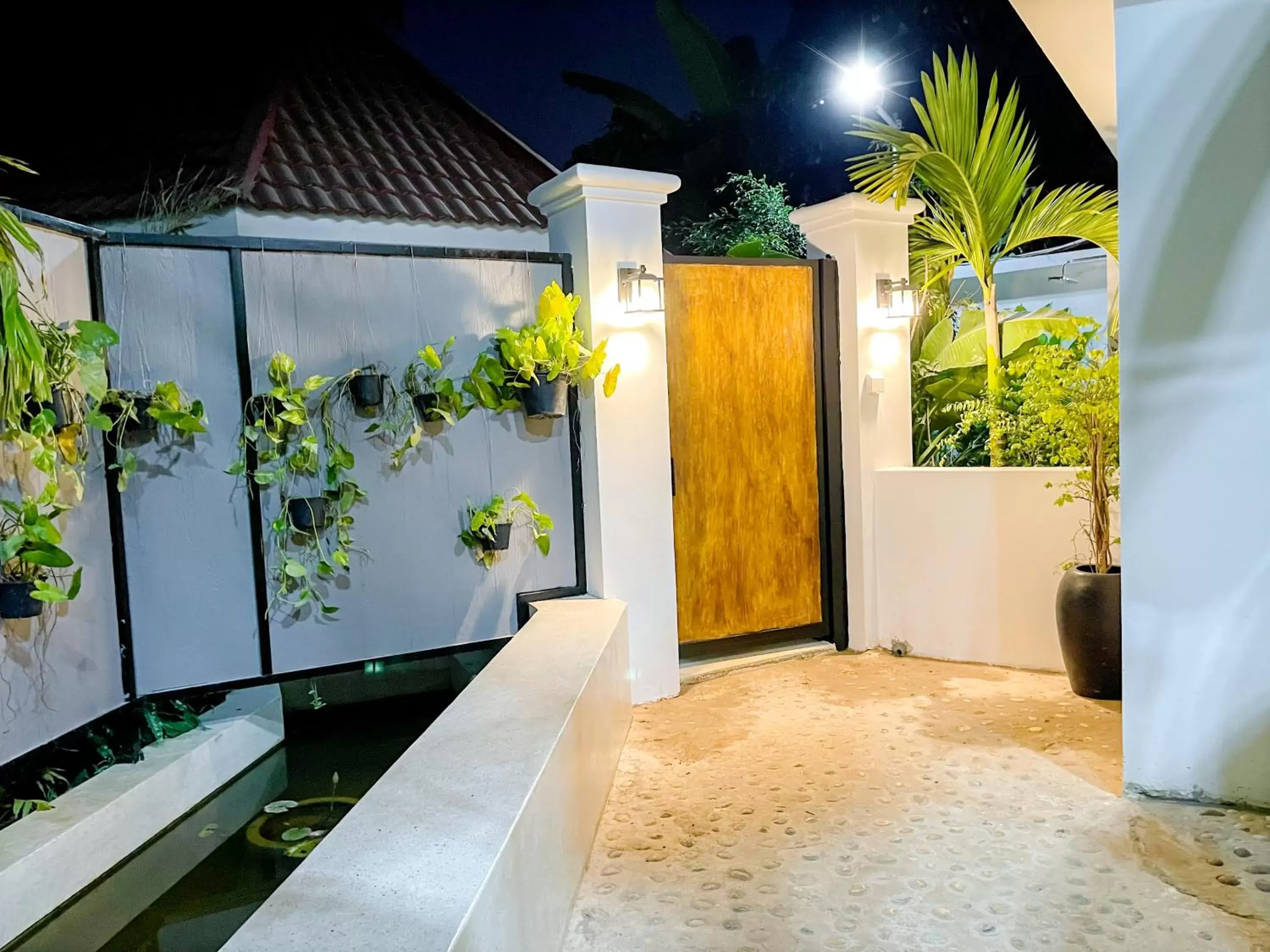 Facade/entrance in Cambana La Riviere Boutique Facade/entrance in Cambana La Riviere Boutique