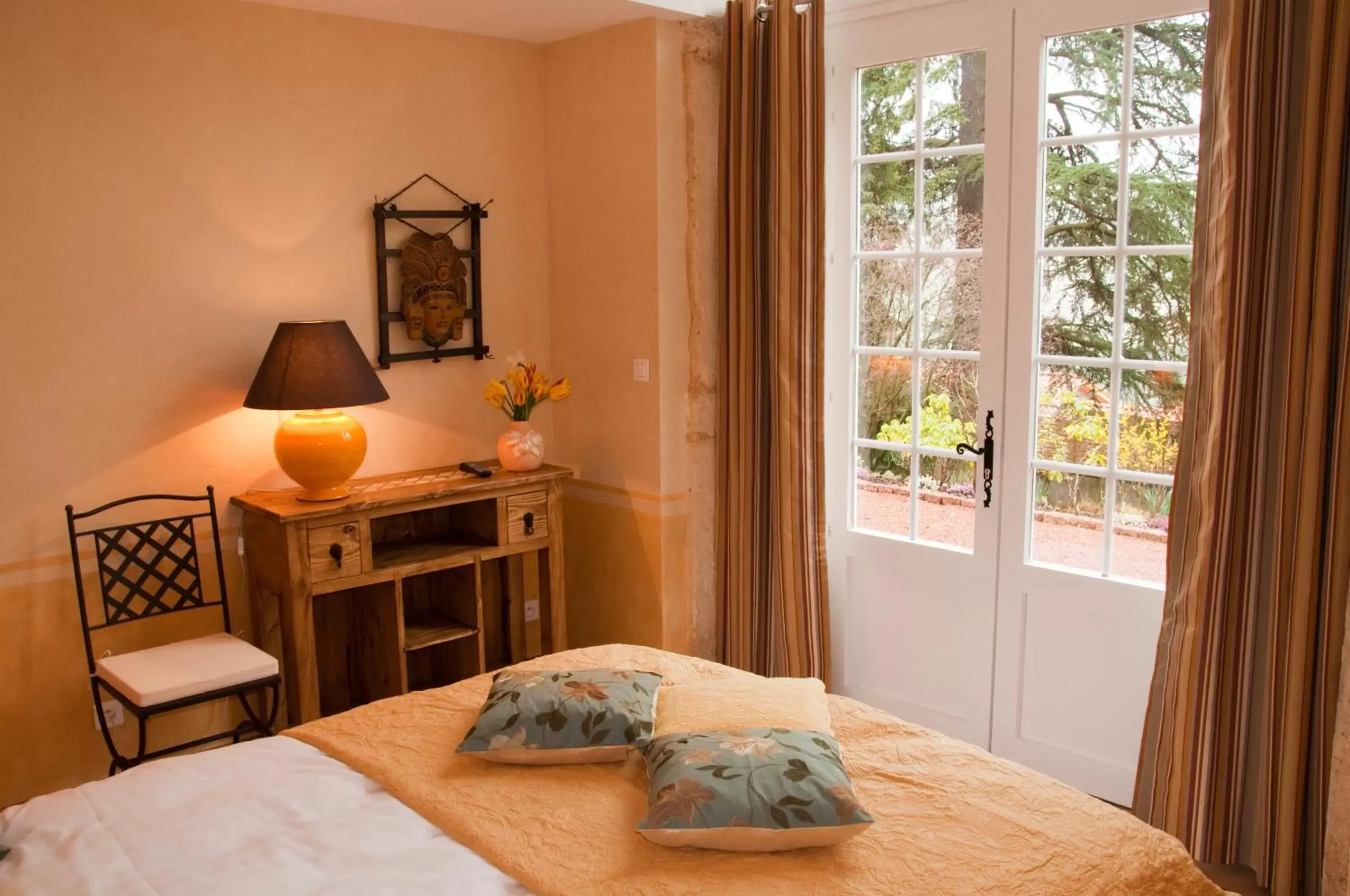 Garden view, Bed in Les Jardins de l'Hacienda