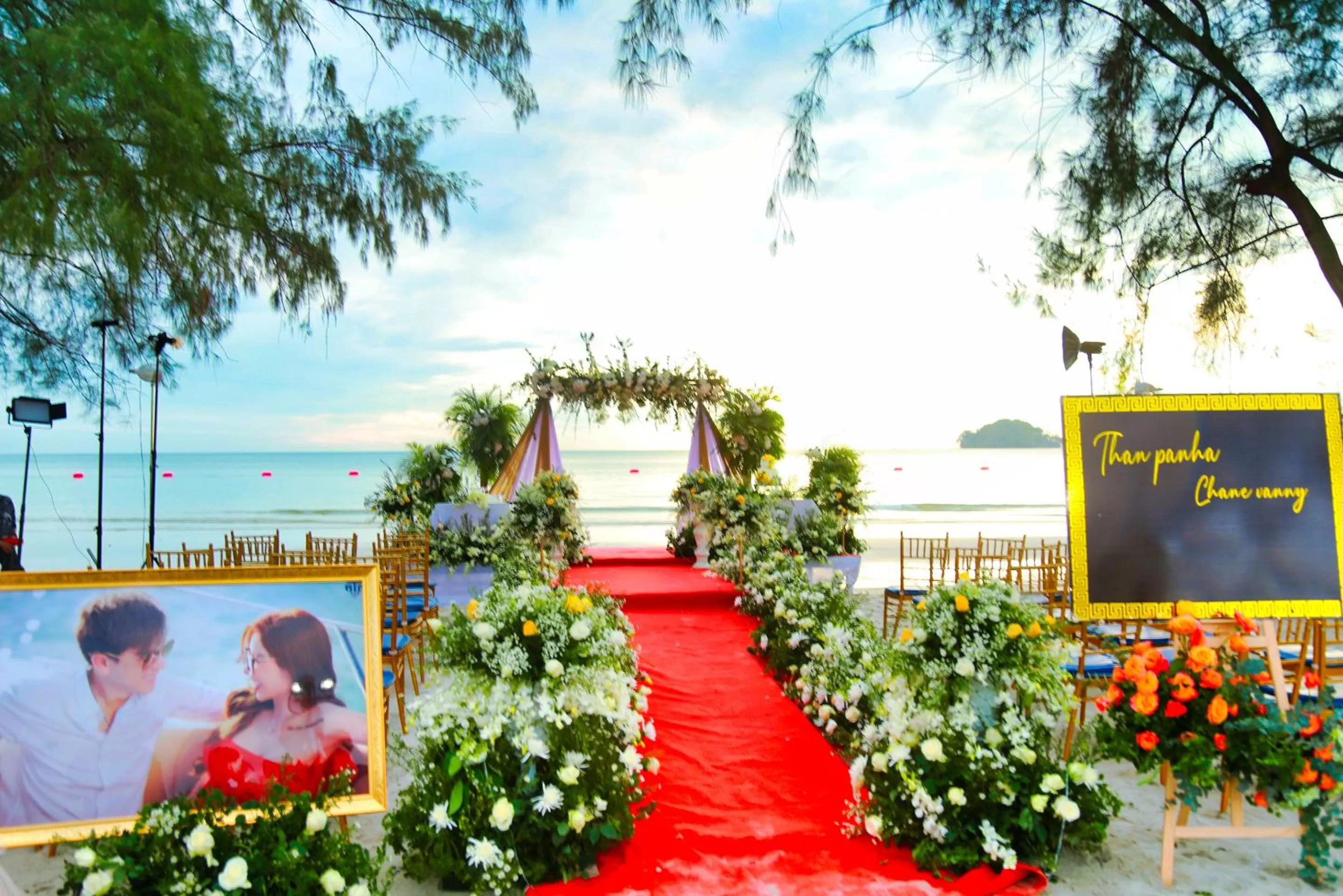 wedding in Naiya Sea Resort