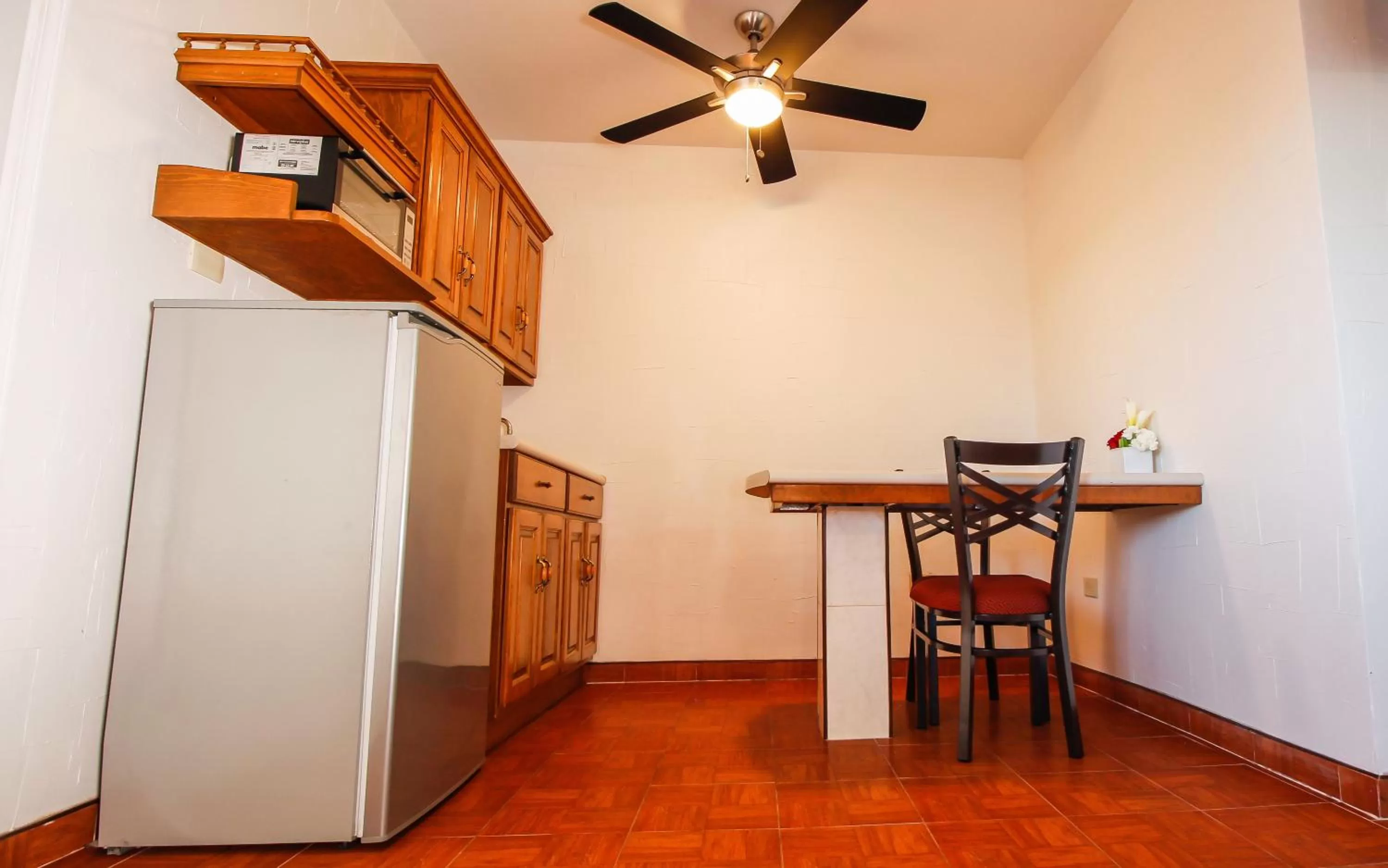 Kitchen or kitchenette, Kitchen/Kitchenette in HOTEL & SUITES MARROD