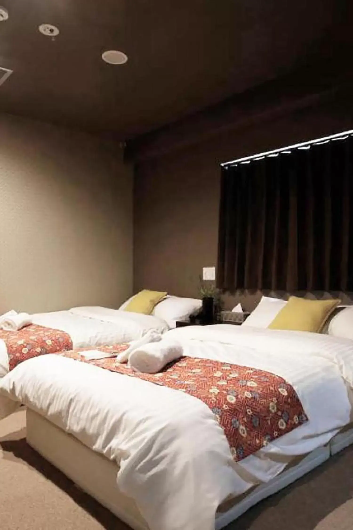 Bed in Sumiya Spa & Hotel