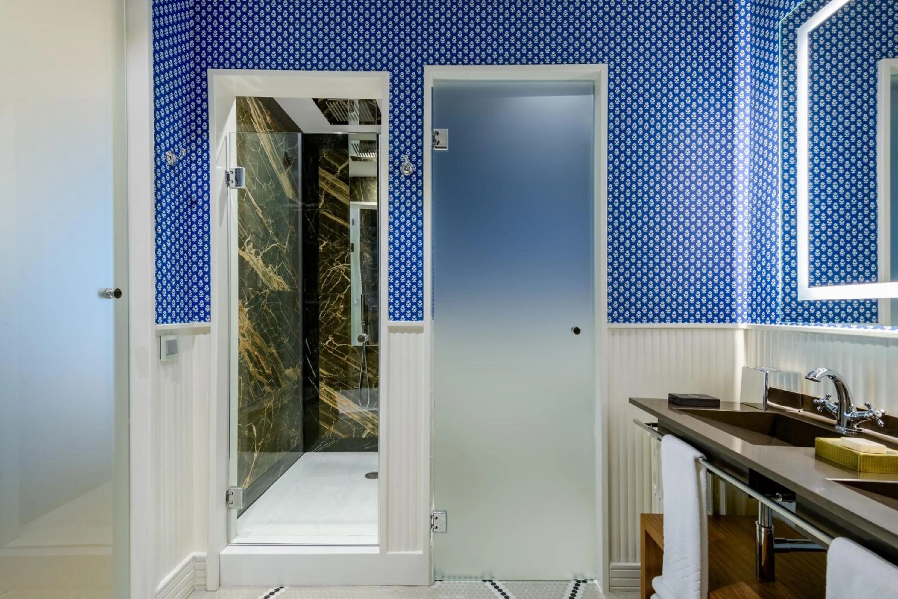 Photo of the whole room in Santo Mauro, a Luxury Collection Hotel, Madrid