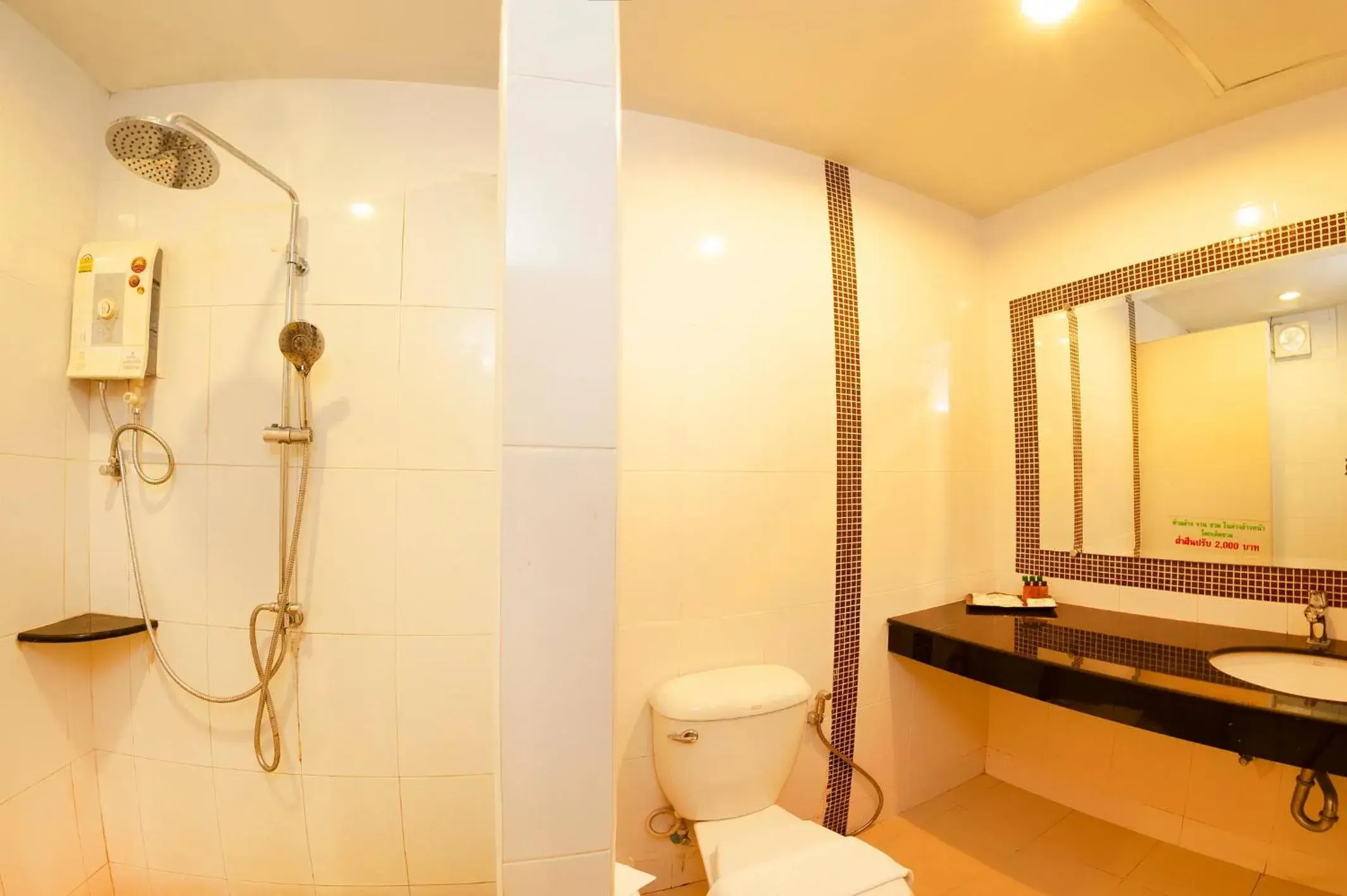 Hot Tub, Bathroom in Chaolao Cabana Resort