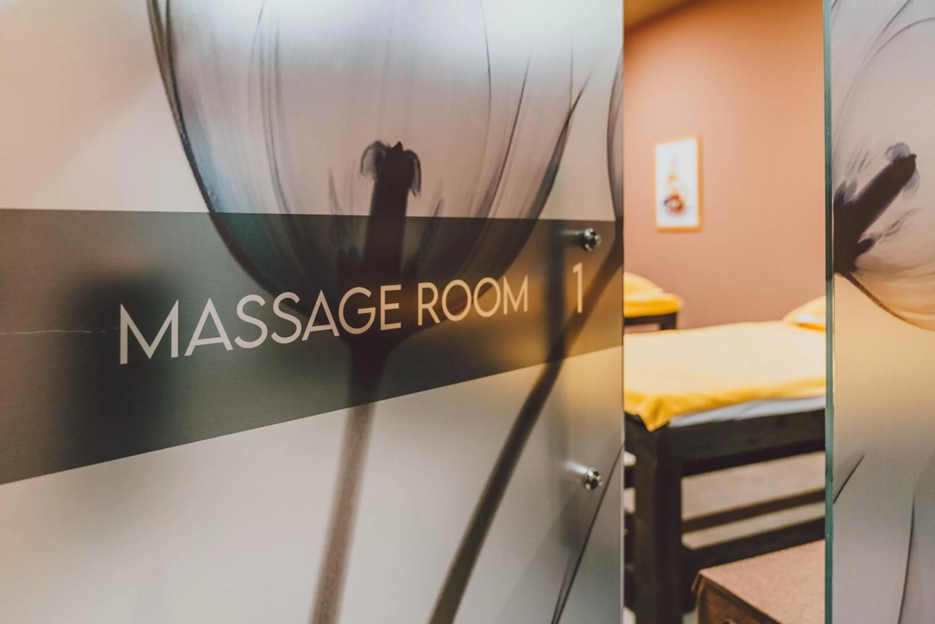 Massage in Emerald Hotel