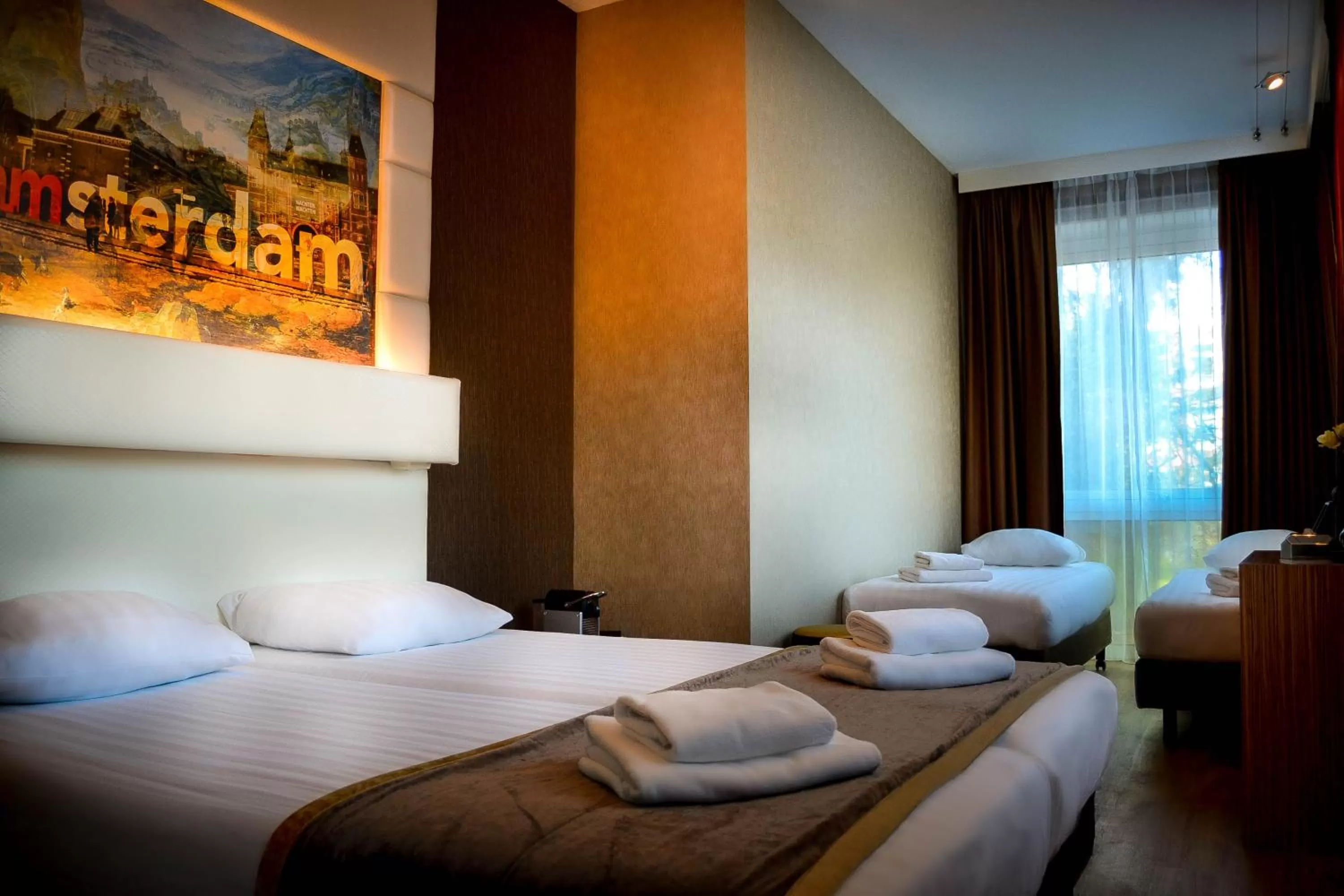 Bed in Hotel Mosaic City Centre