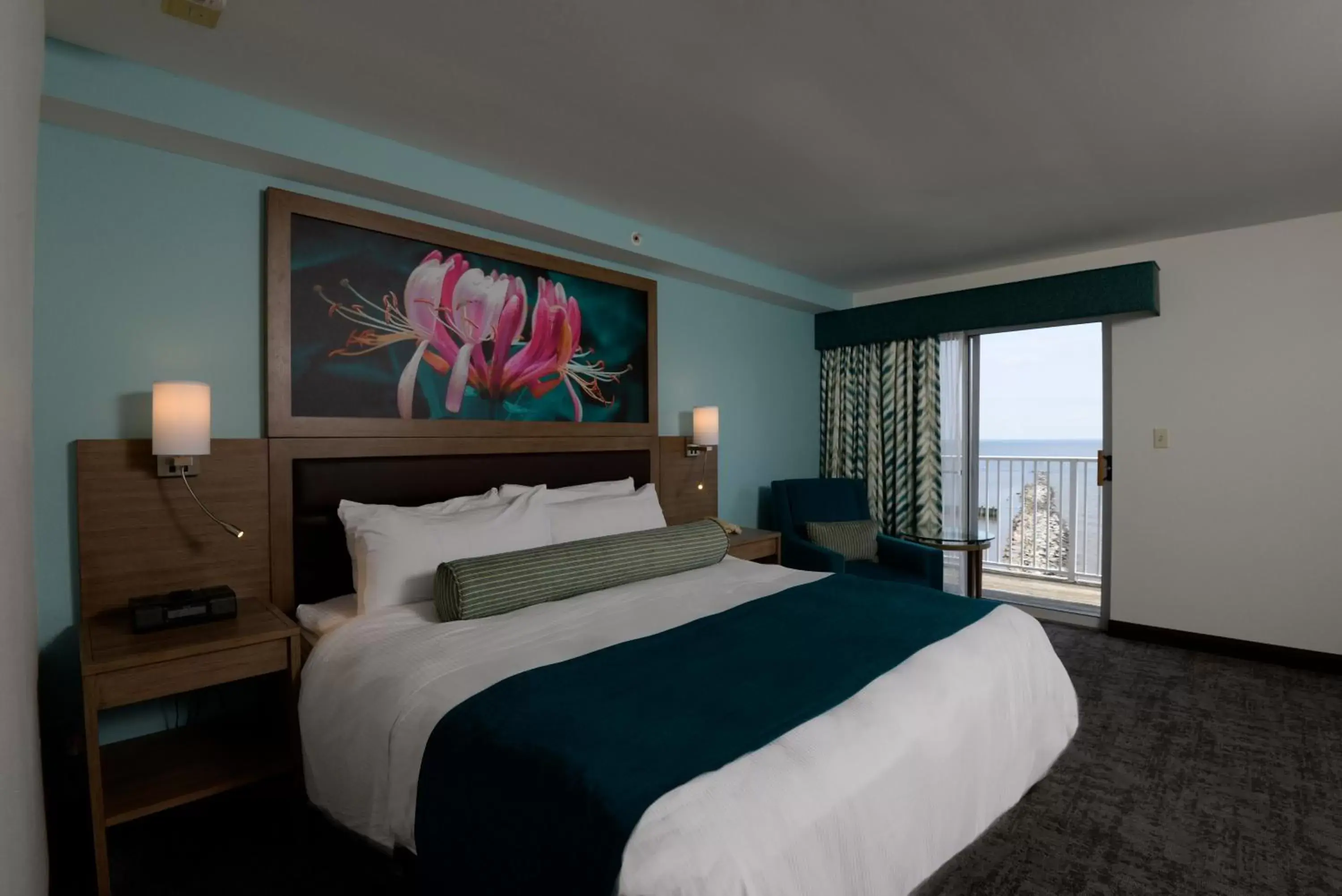 Sea view, Bed in Rod 'N' Reel Resort