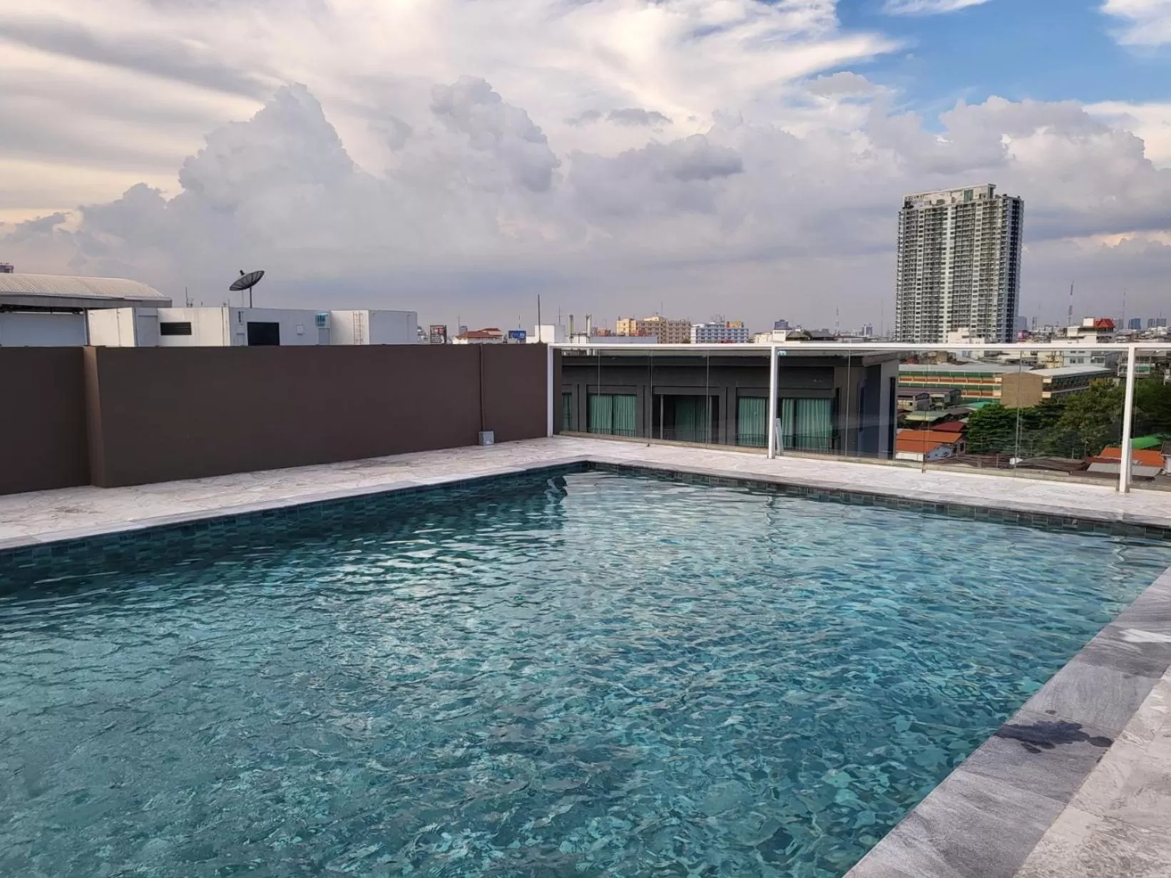 Swimming pool in S3 Siam Bangkok Hotel