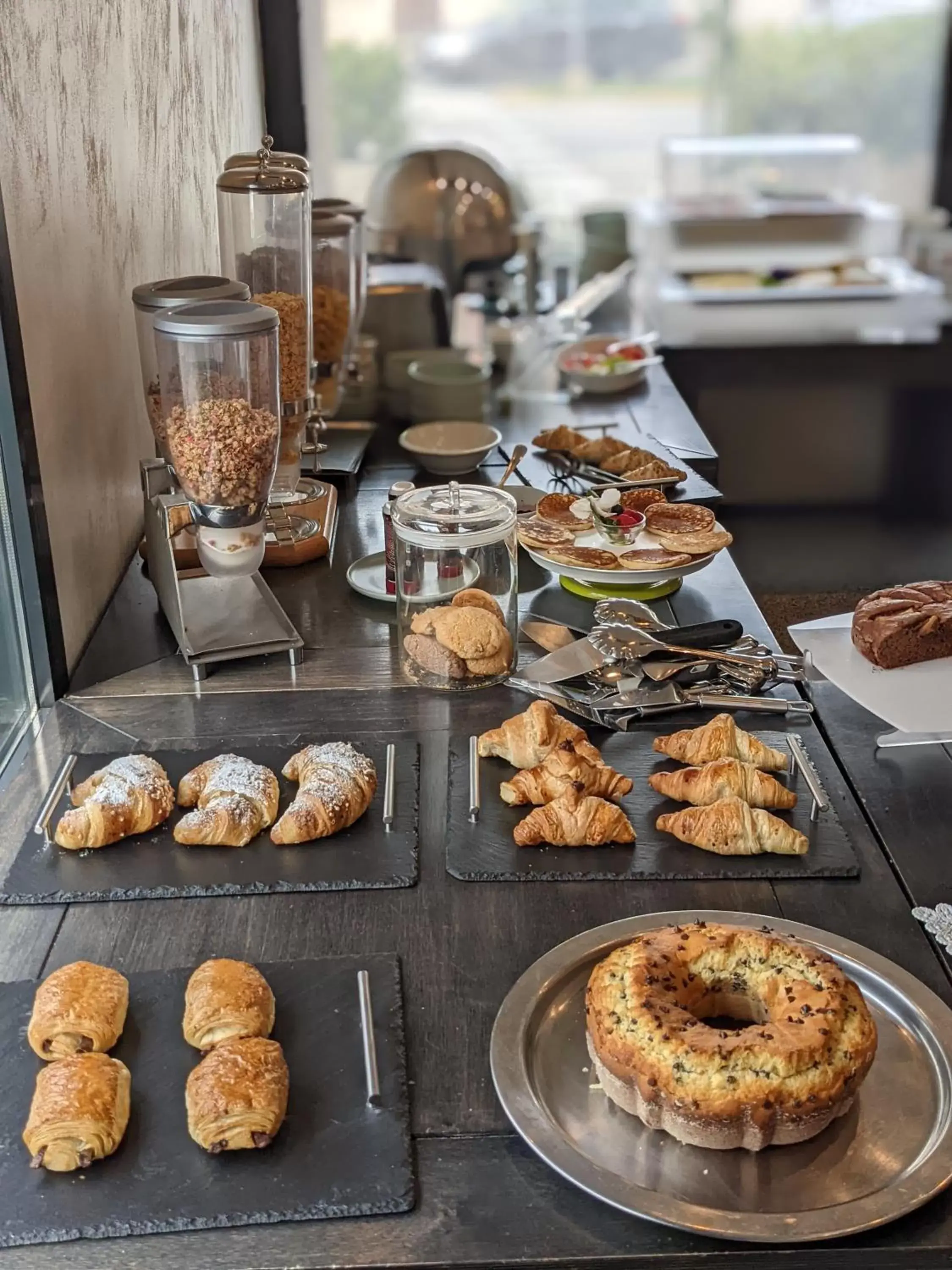 Breakfast, Food in Hotel Lis