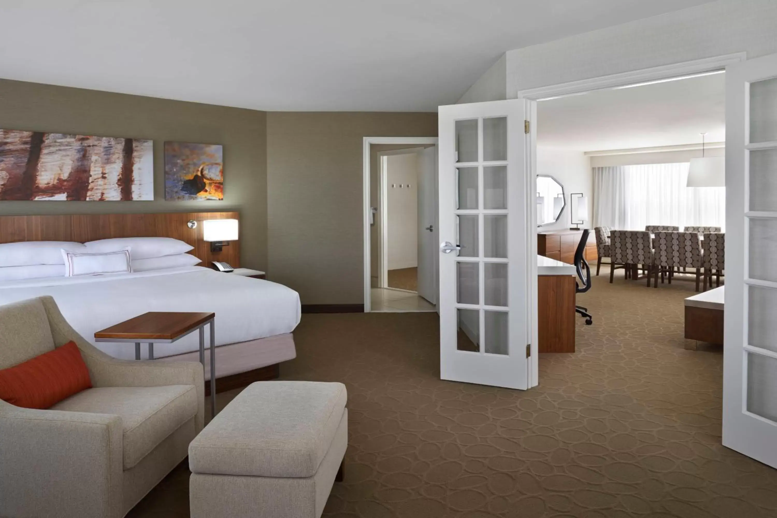 Bedroom in Delta Hotels by Marriott Toronto Airport & Conference Centre