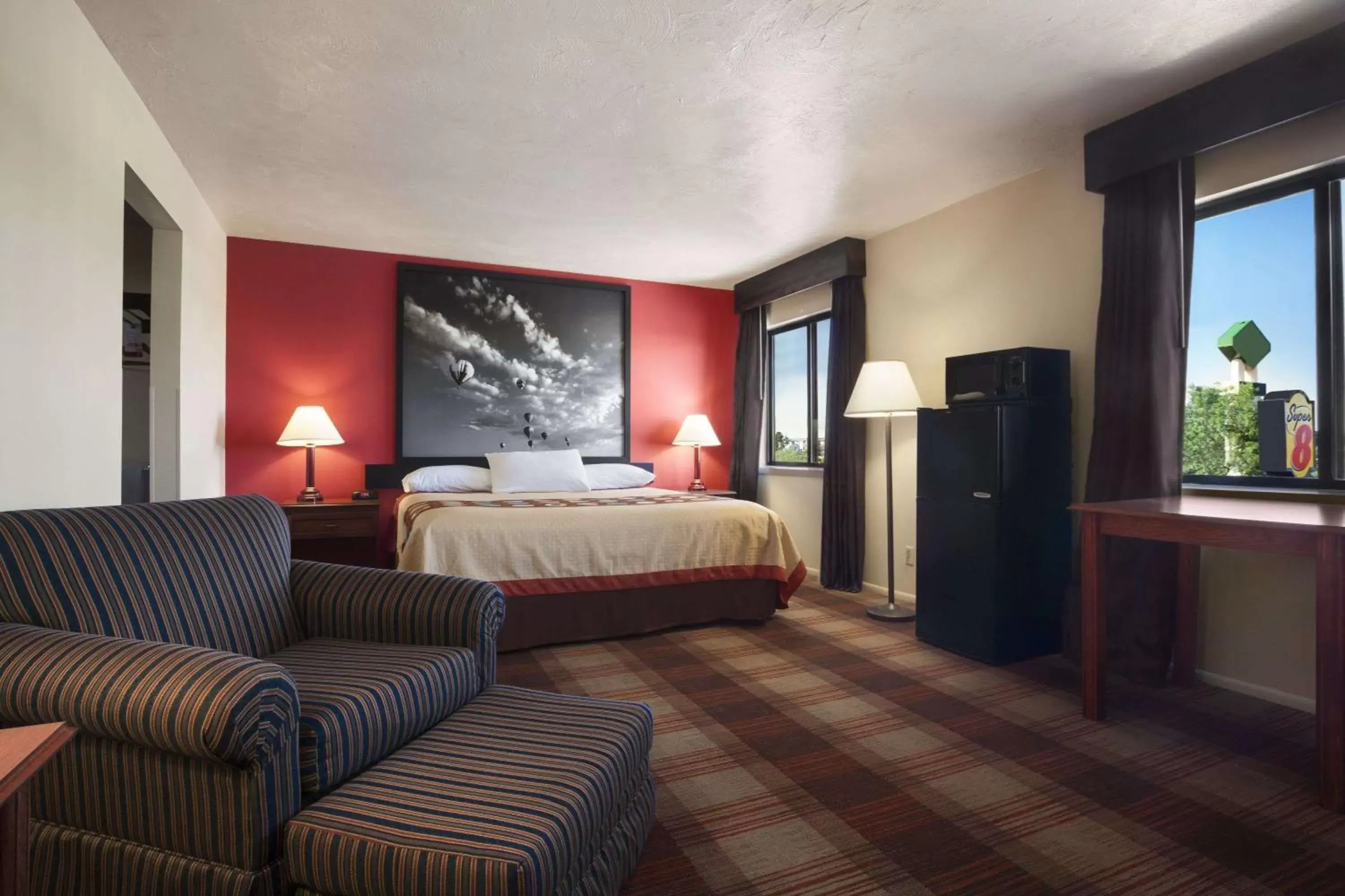 Photo of the whole room in Super 8 by Wyndham Idaho Falls