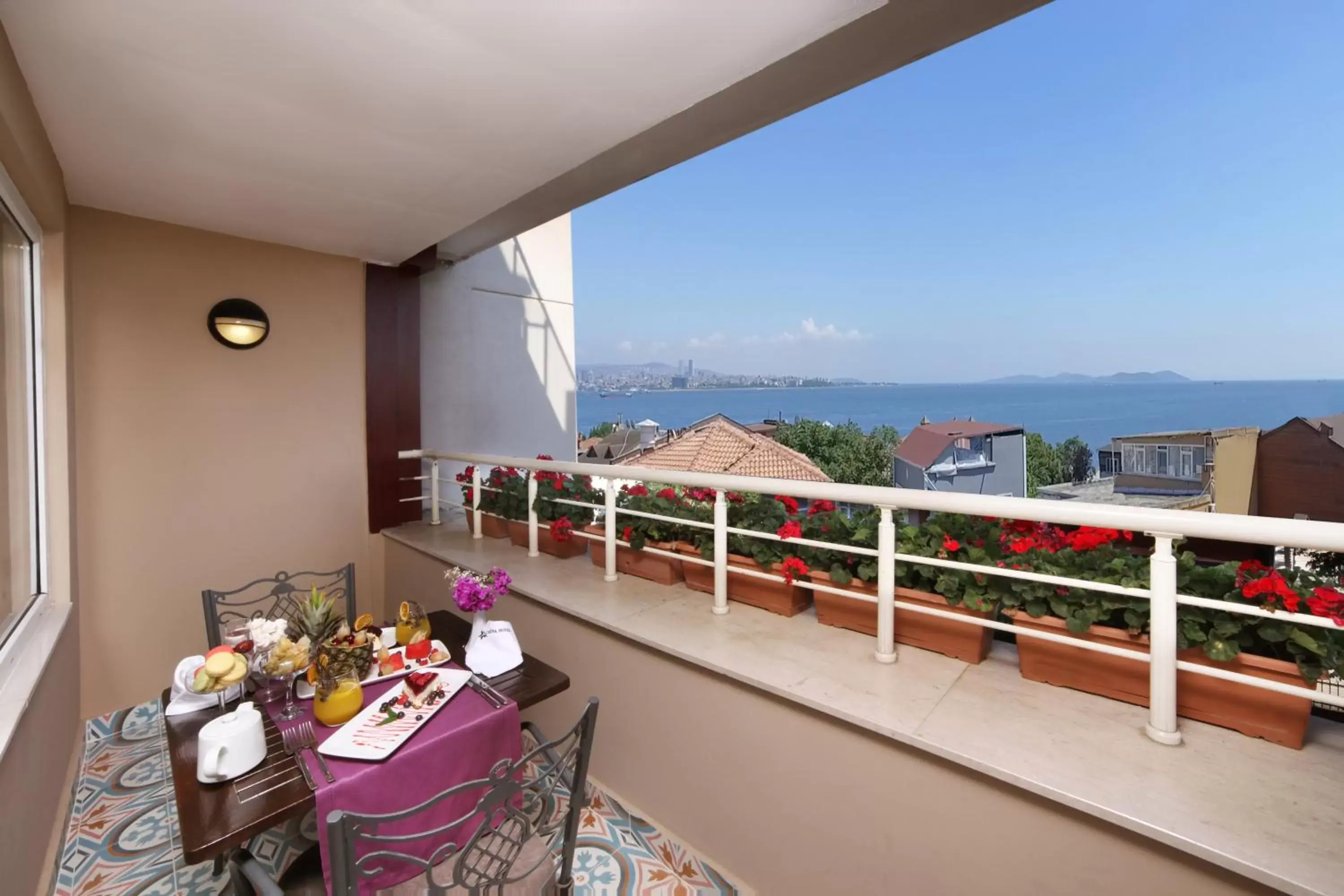 Balcony/Terrace in Almina Hotel - Special Class