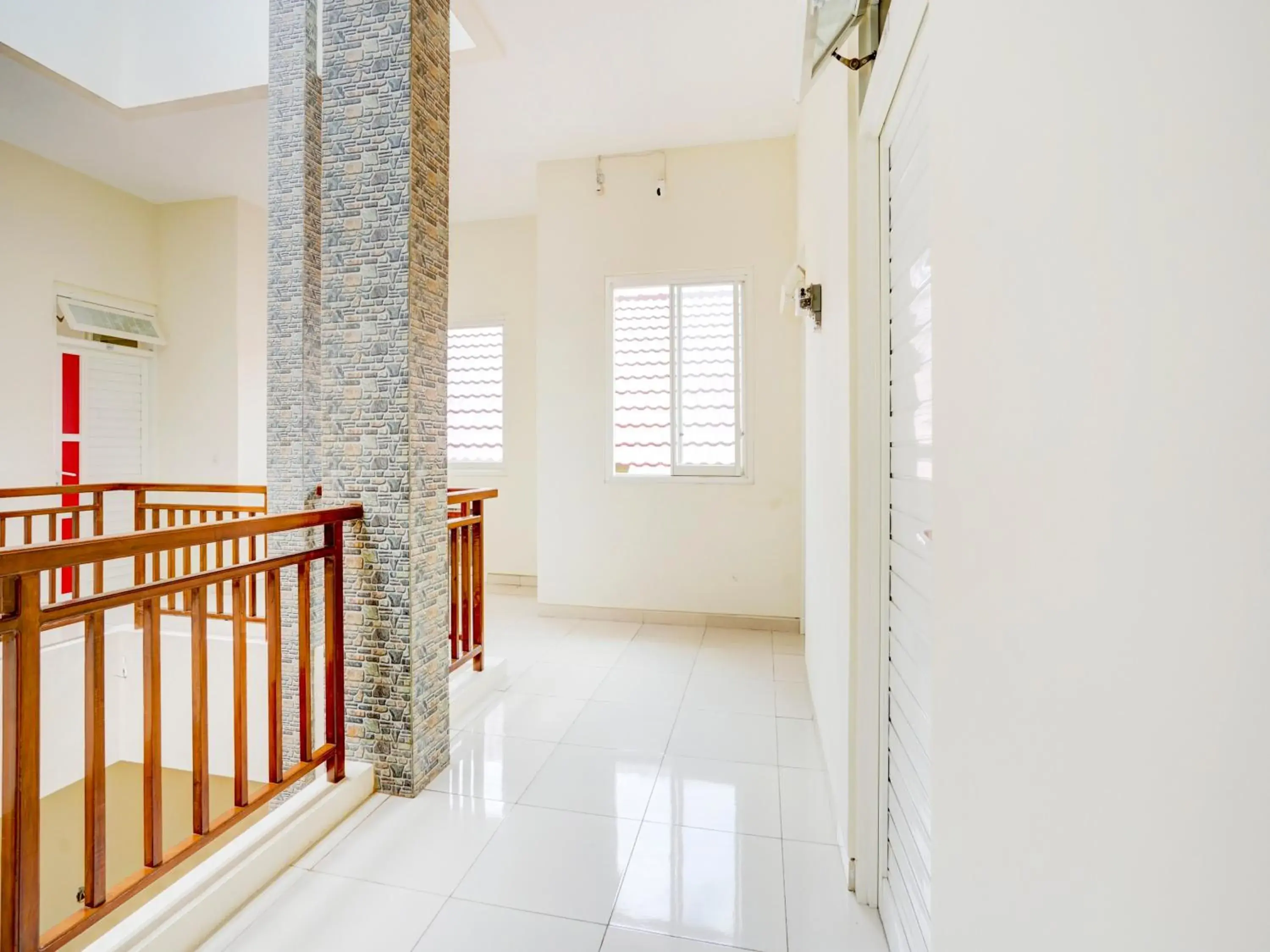 Area and facilities in OYO 90173 Innapp Tenggilis Family Residence