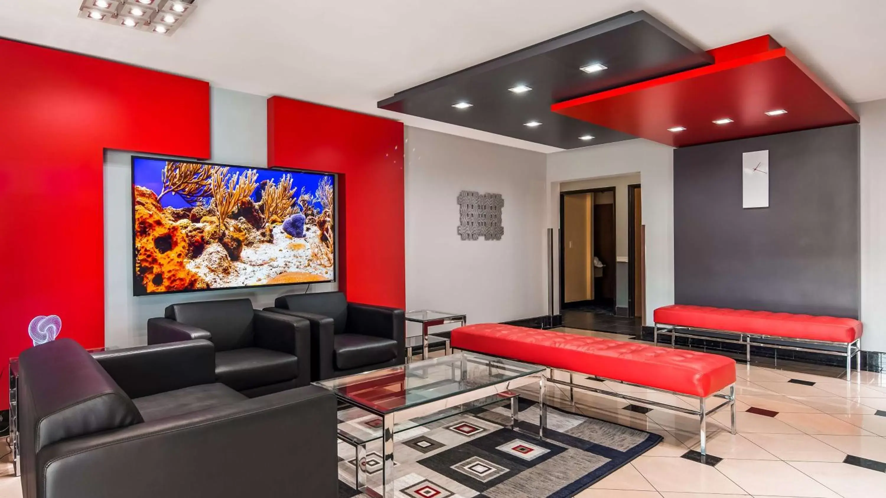 Lobby or reception, Seating Area in Best Western Antelope Inn & Suites