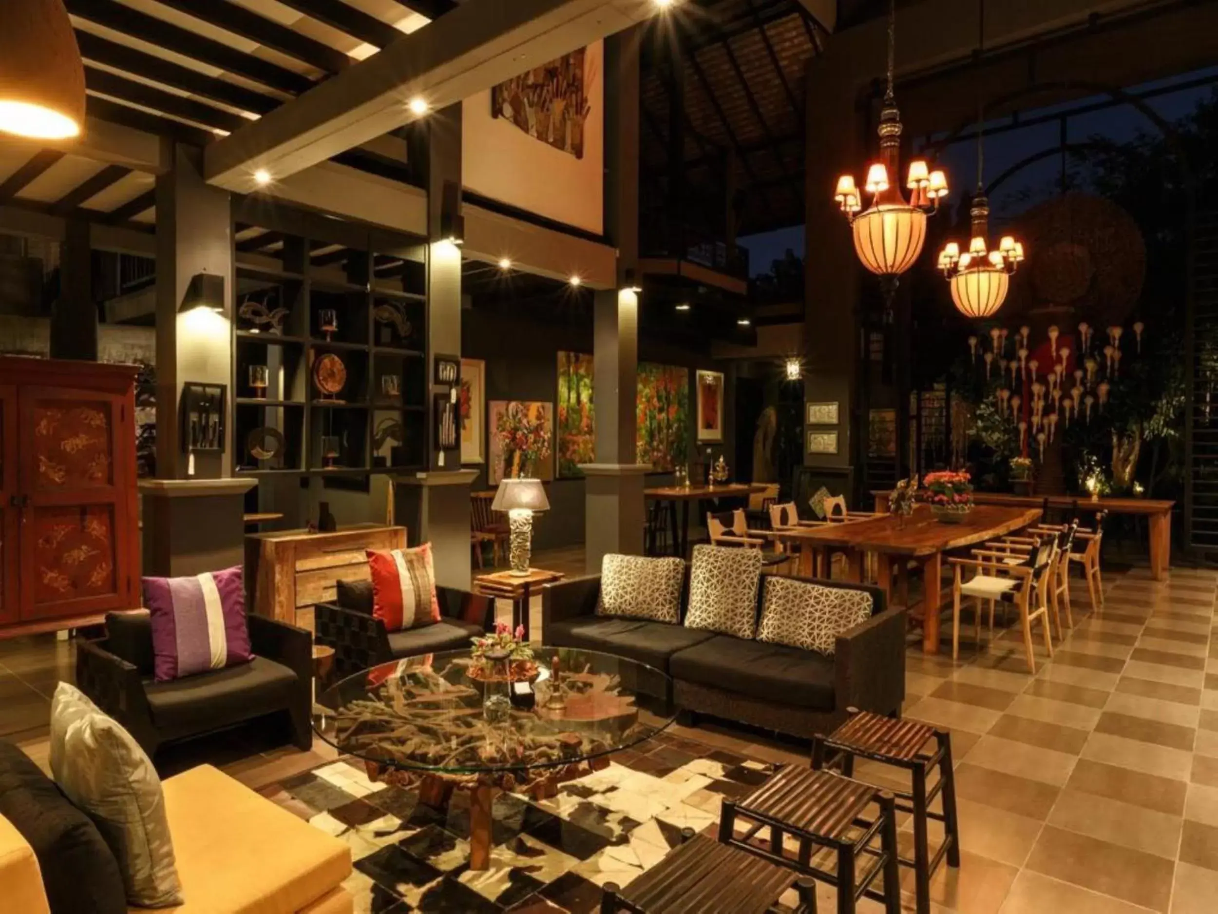 Lounge or bar in Baan Suan Residence เฮือนพักบ้านสวน Lounge or bar in Baan Suan Residence เฮือนพักบ้านสวน