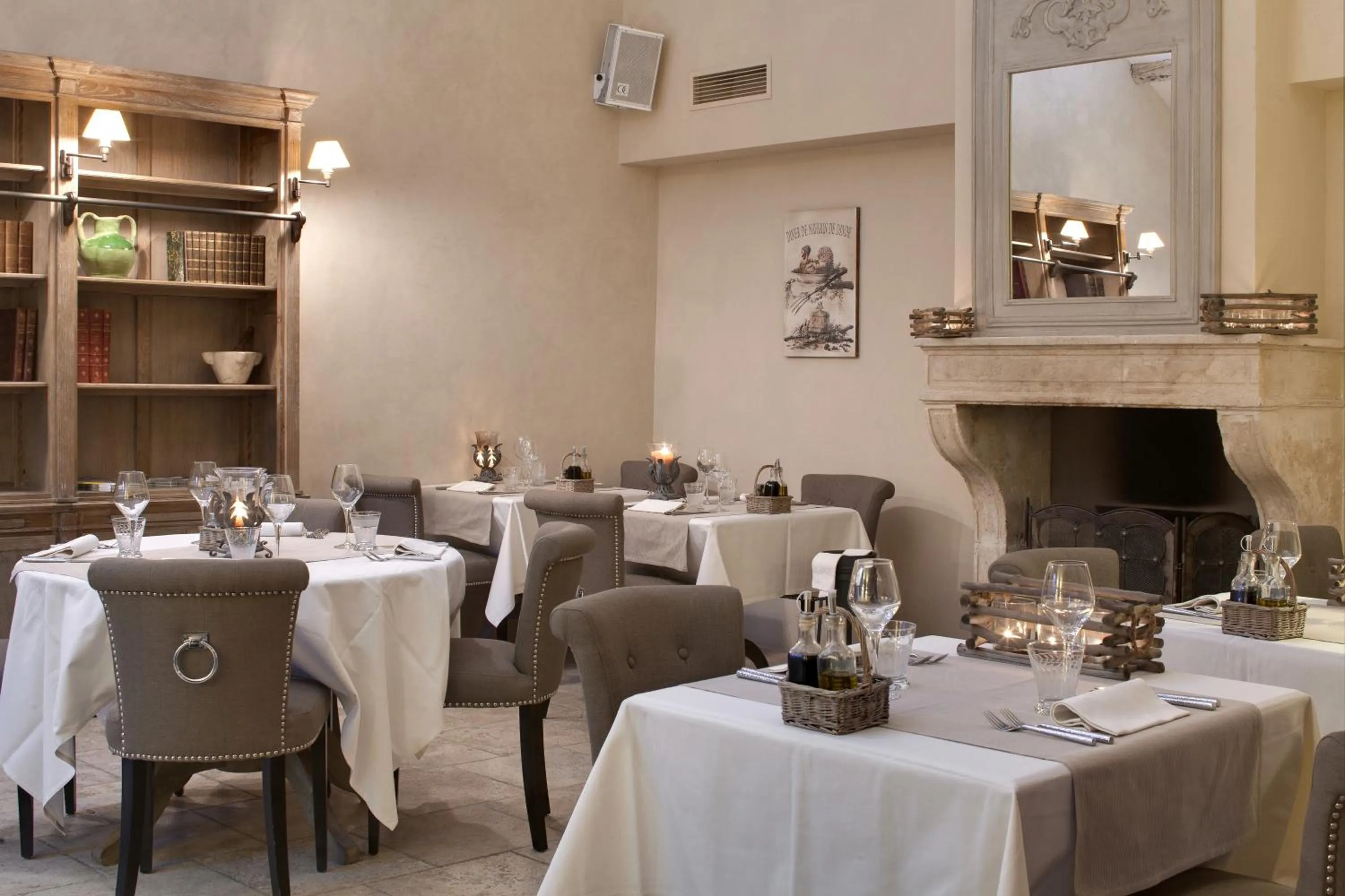 Restaurant/places to eat in Le Mas De La Rose - Teritoria