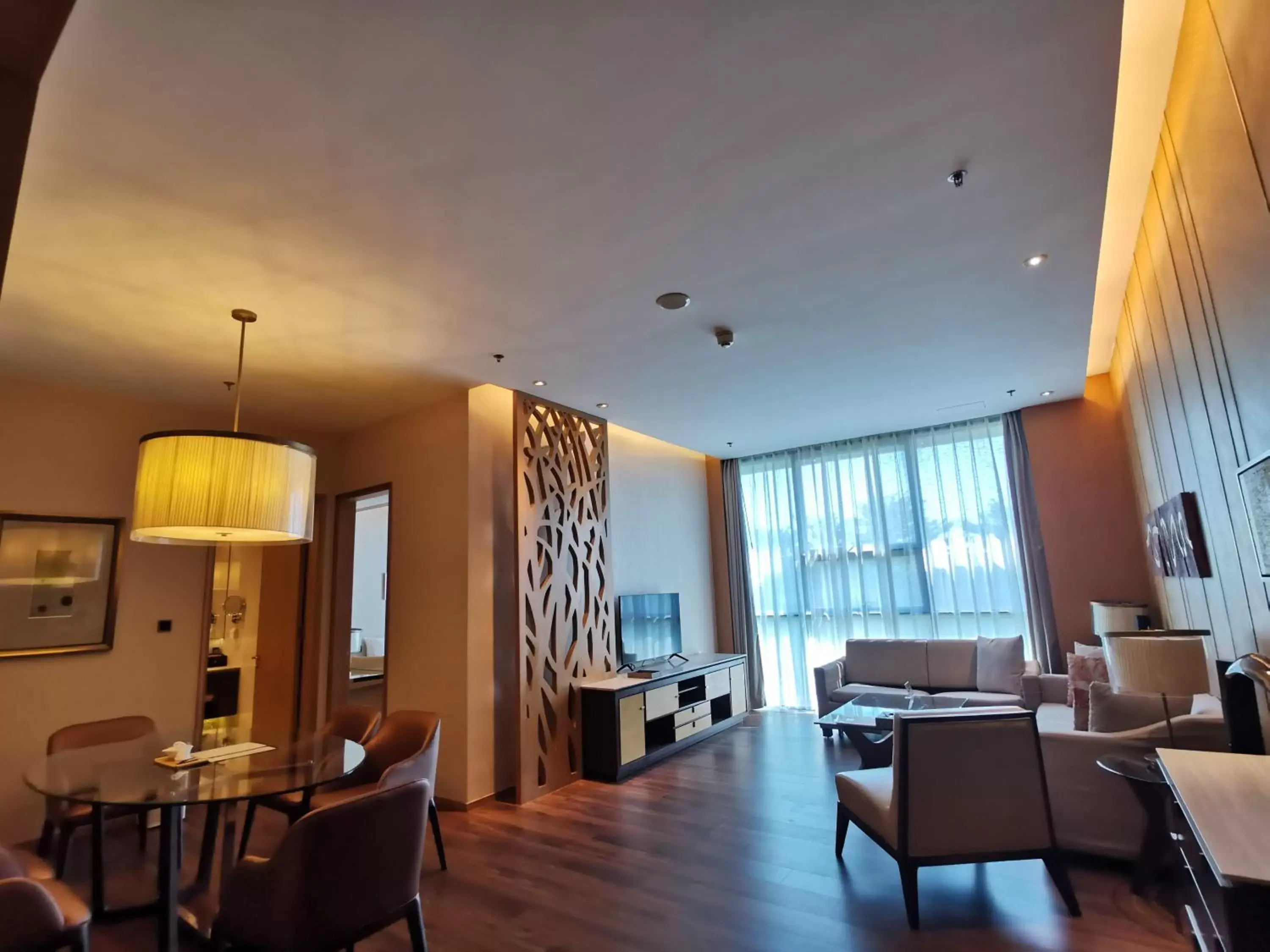 Dining area, Restaurant/Places to Eat in The OCT Harbour, Shenzhen - Marriott Executive Apartments