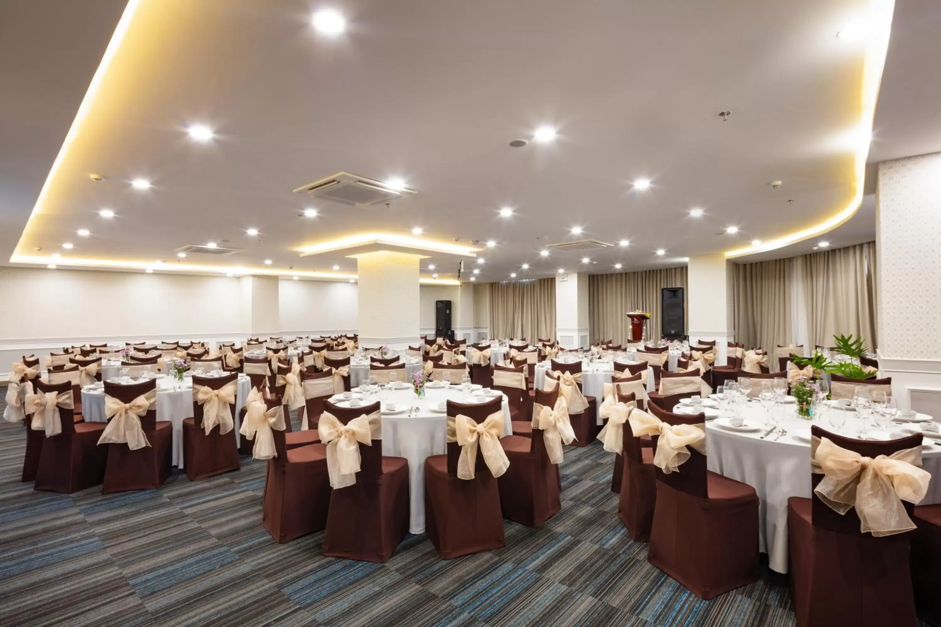 Meeting/conference room, Banquet Facilities in Florida Nha Trang Hotel