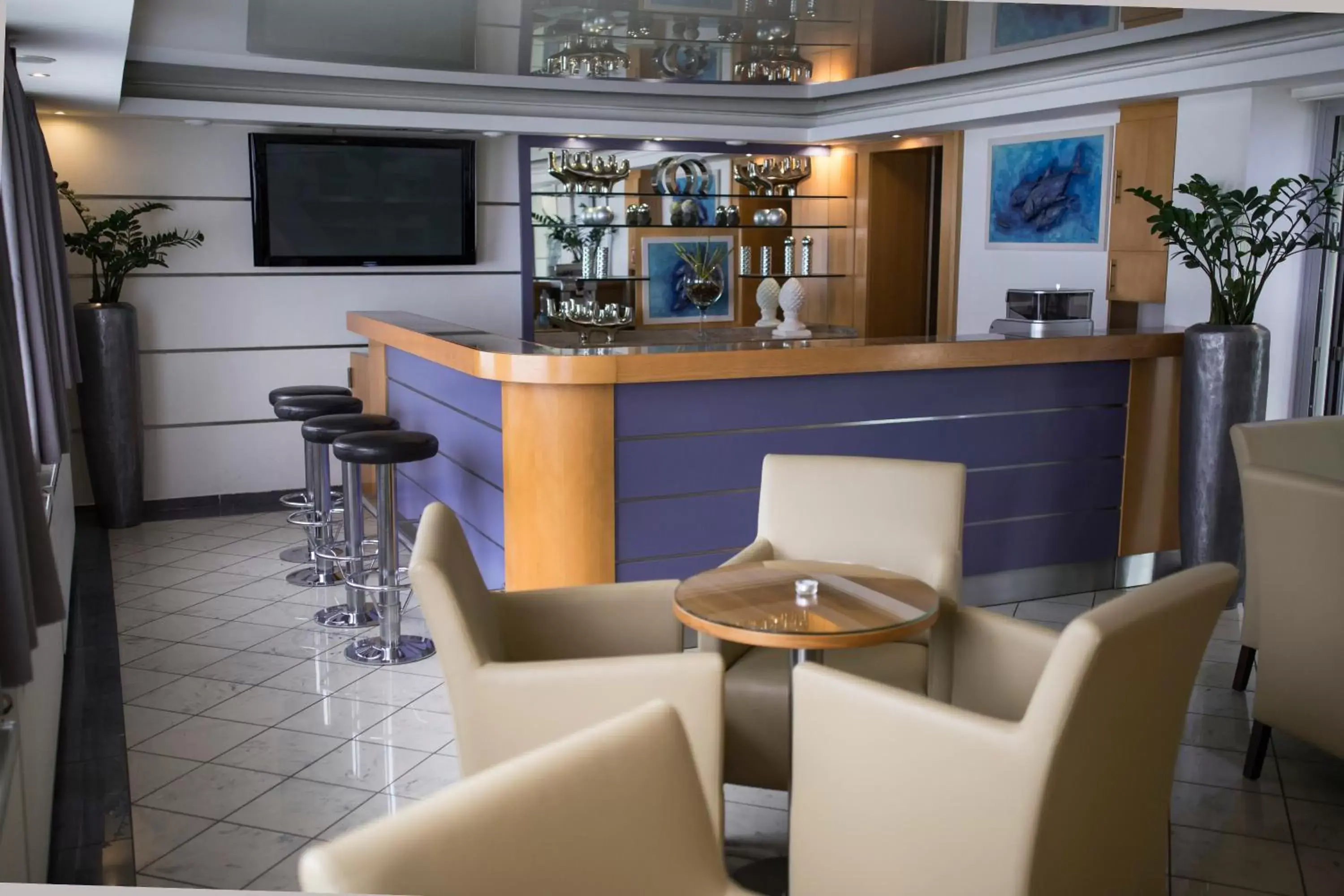 Lobby or reception, Lounge/Bar in Hotel Marttel