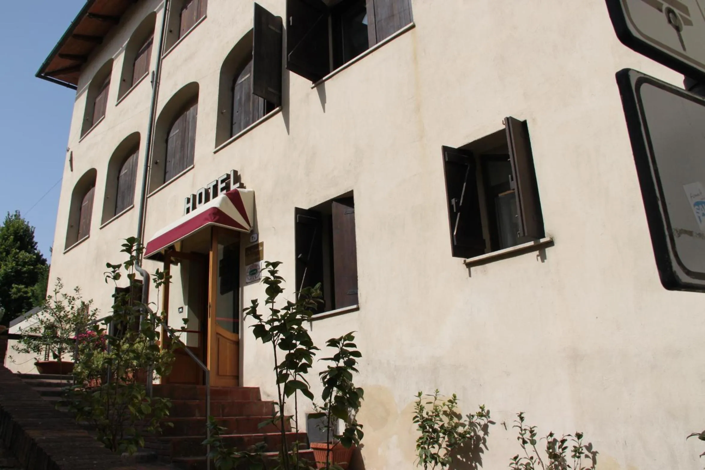 Facade/entrance in La Vecchia Cartiera