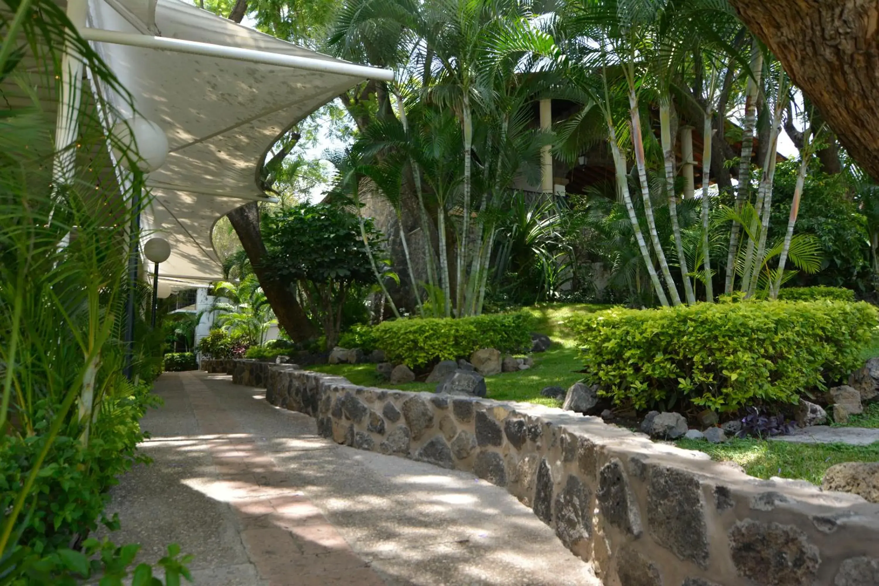 Patio in Hotel Coral Cuernavaca Resort & Spa