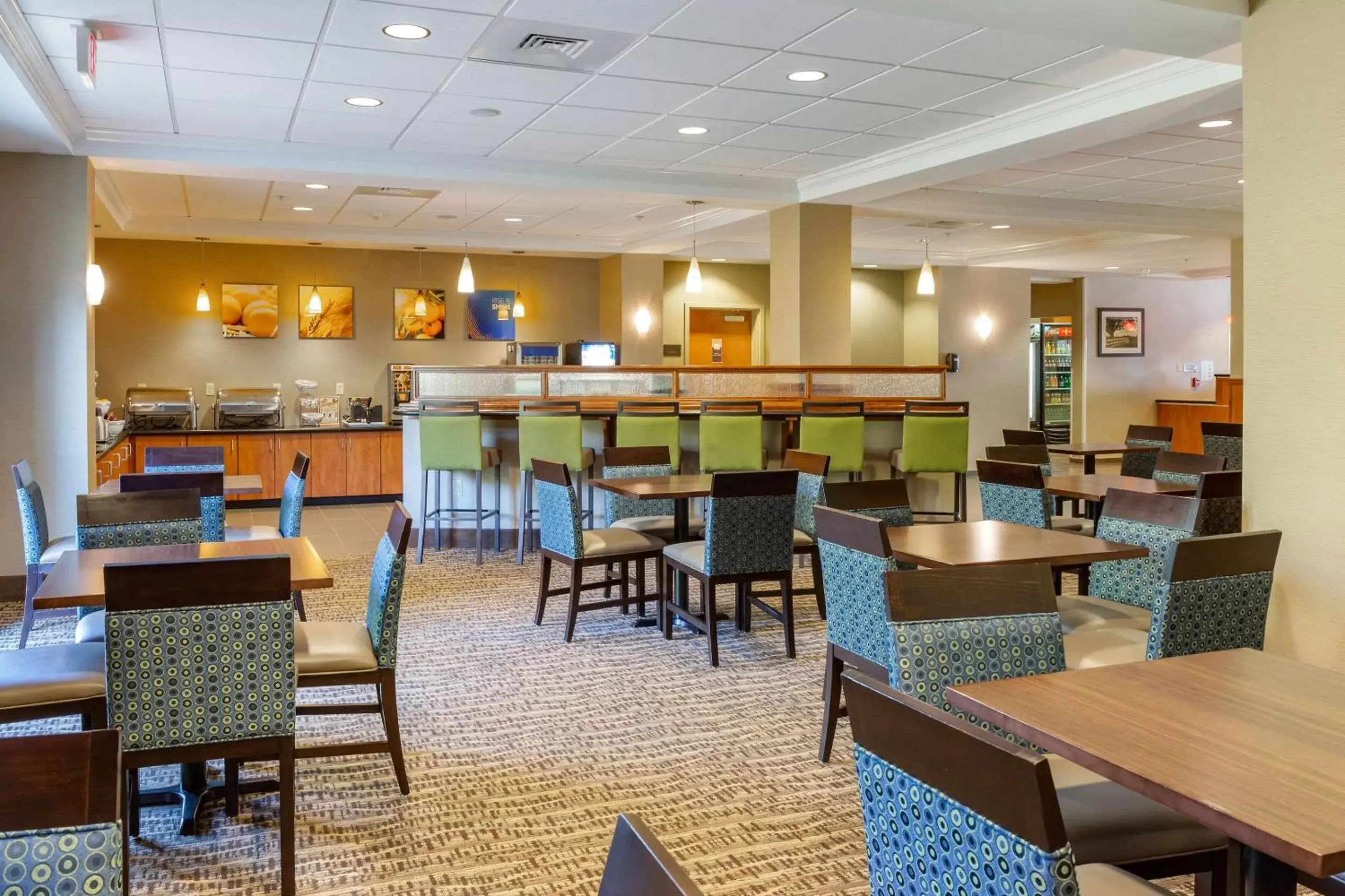 Breakfast, Restaurant/Places to Eat in Comfort Suites Amish Country