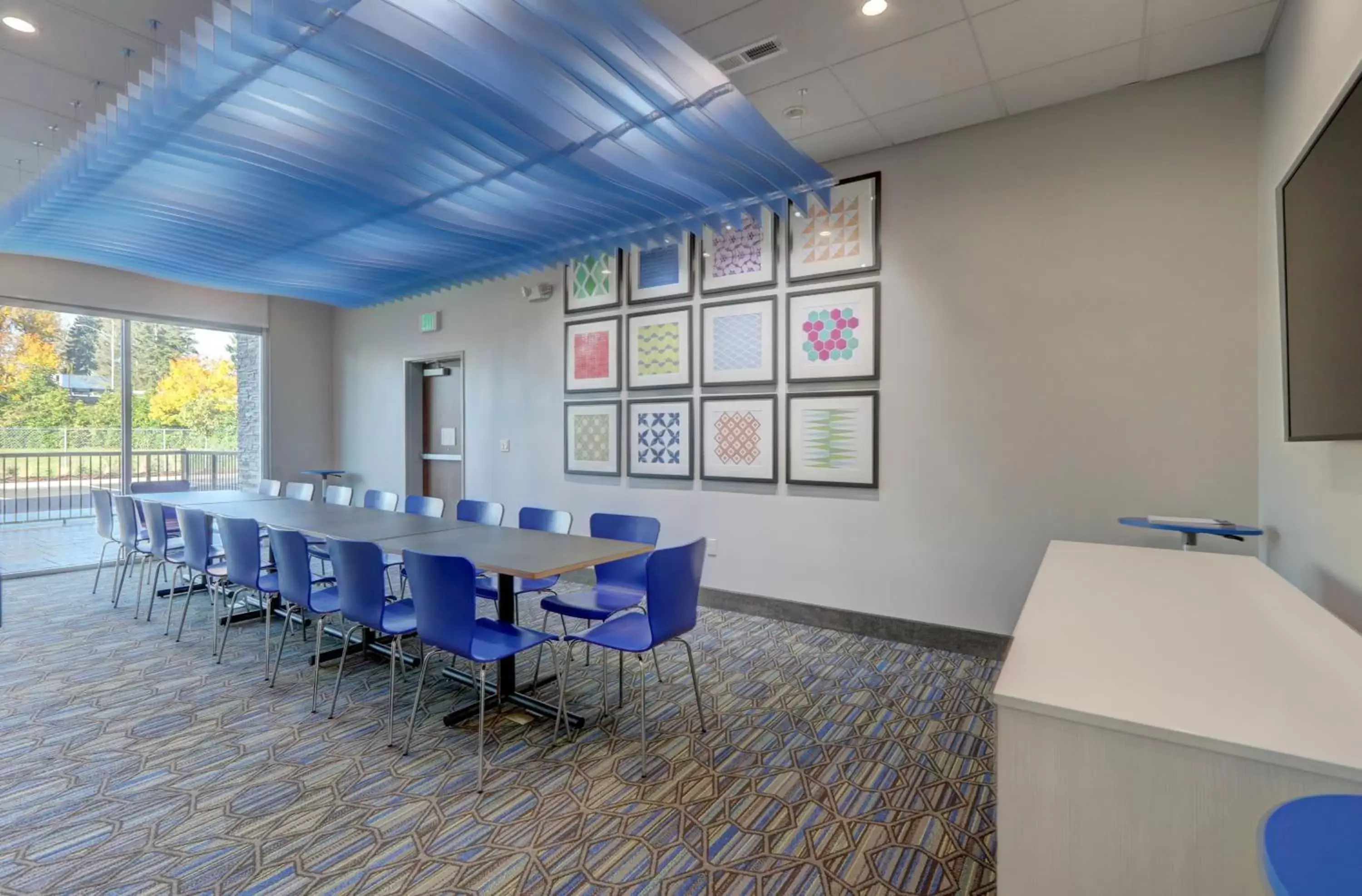 Meeting/conference room in Holiday Inn Express & Suites - Auburn Downtown, an IHG Hotel